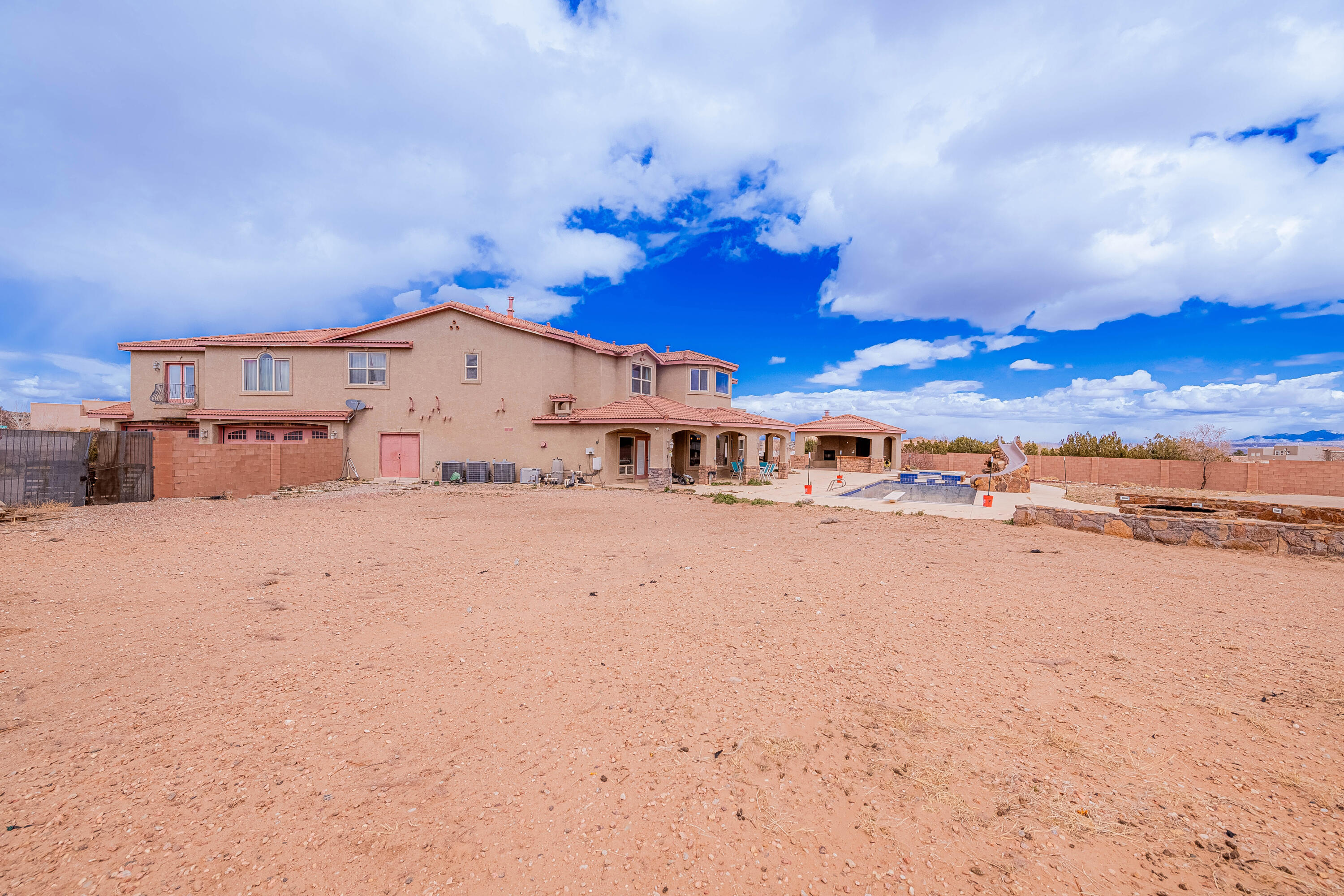 5016 FRONTIER Road NE