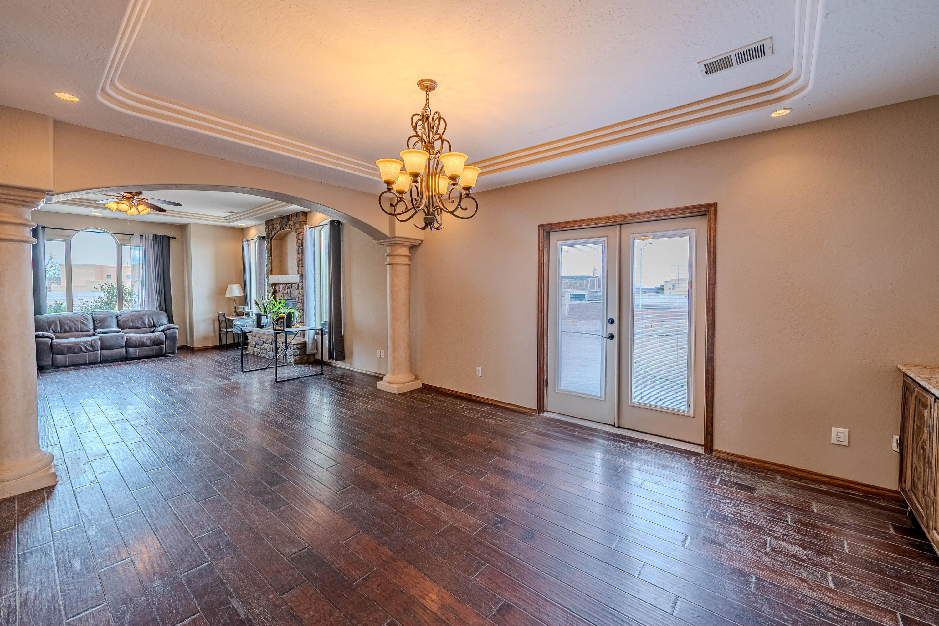 5016 FRONTIER Road NE