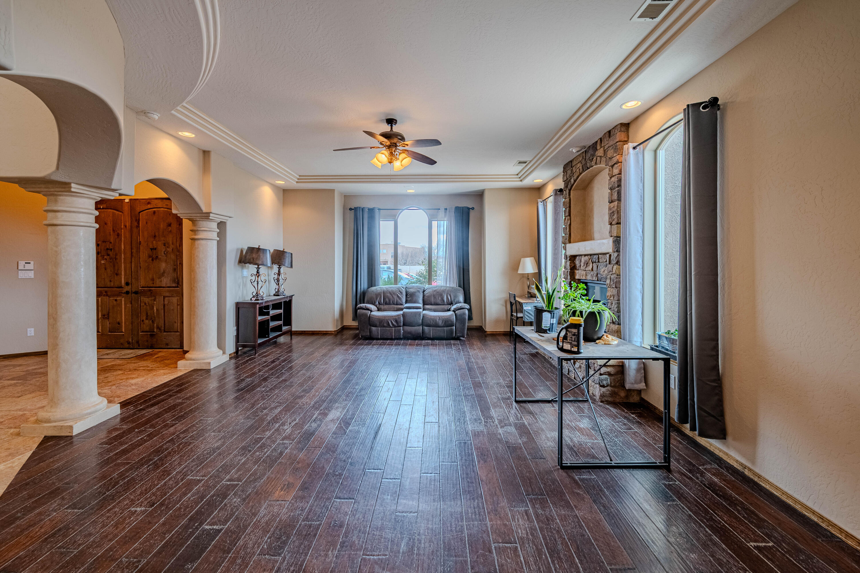 5016 FRONTIER Road NE