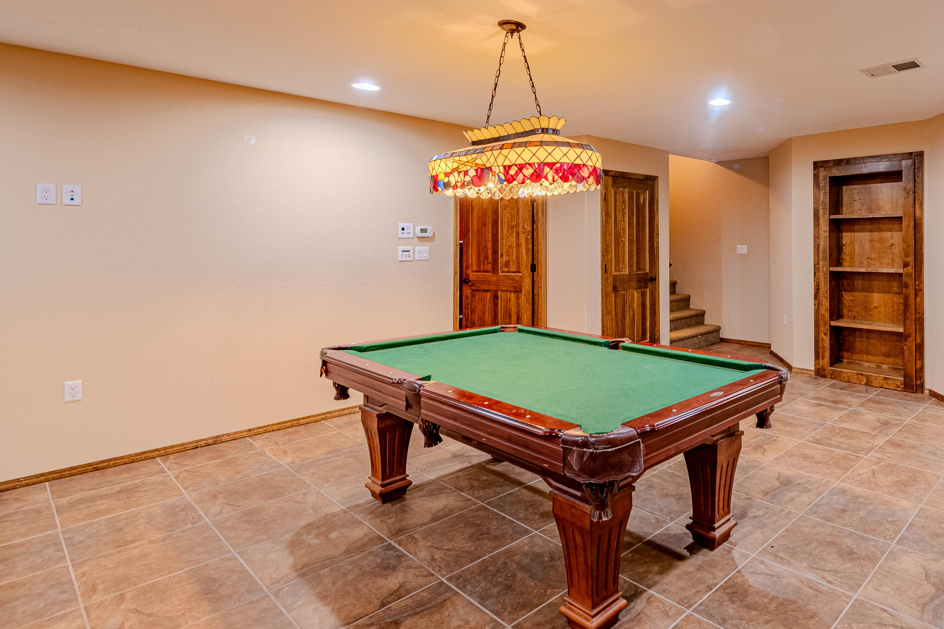 5016 FRONTIER Road NE