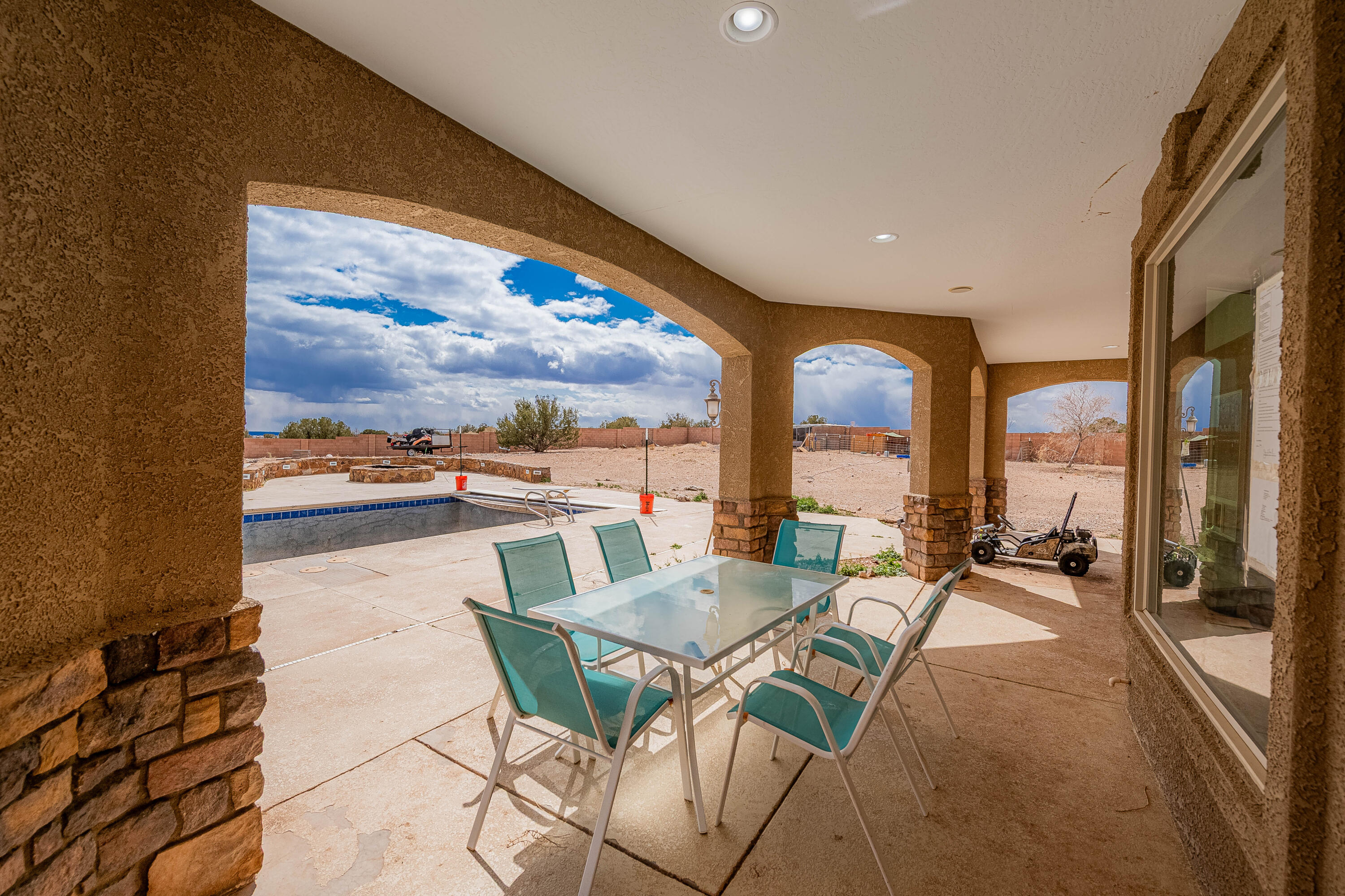 5016 FRONTIER Road NE