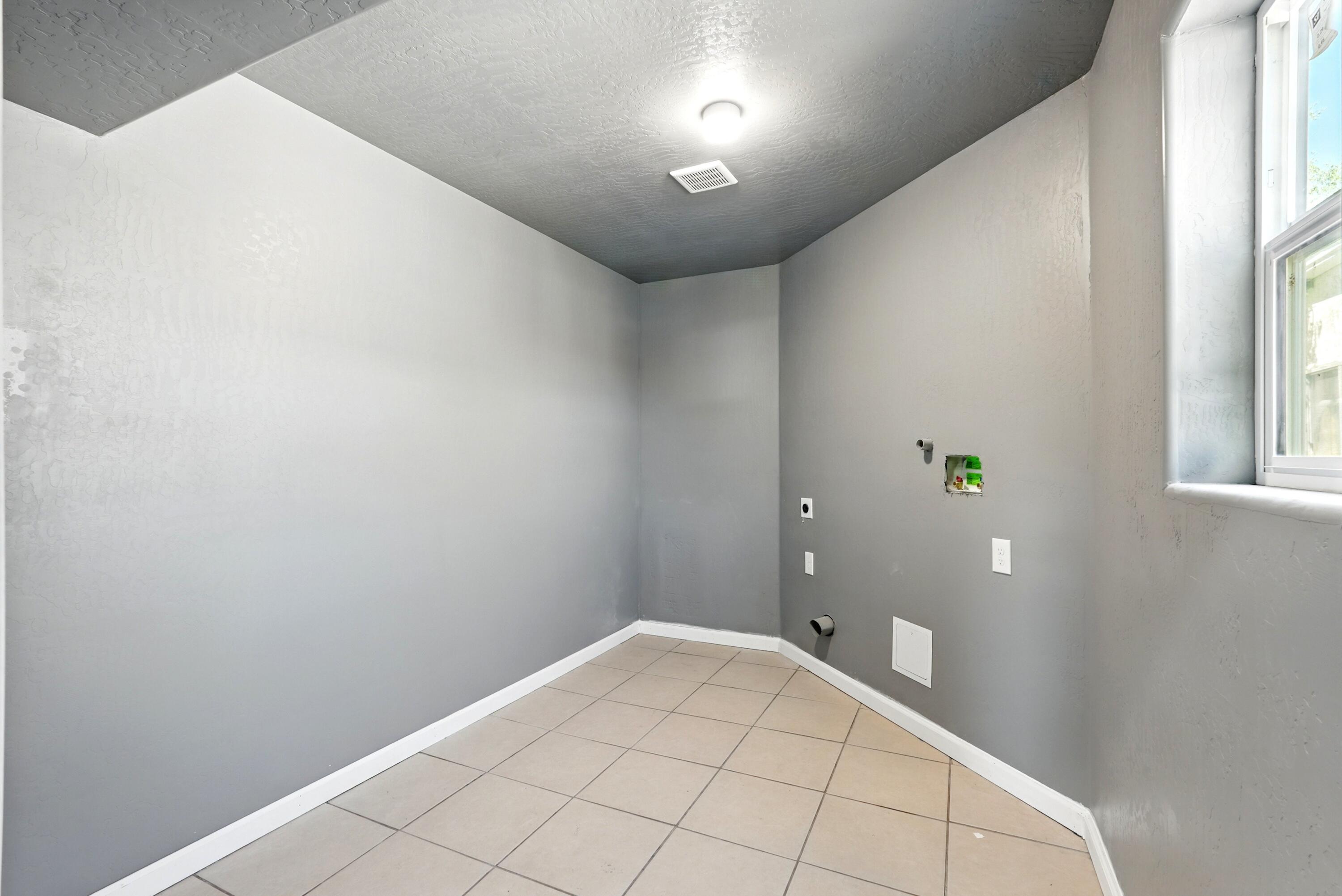 6317 DENNISON Road SW