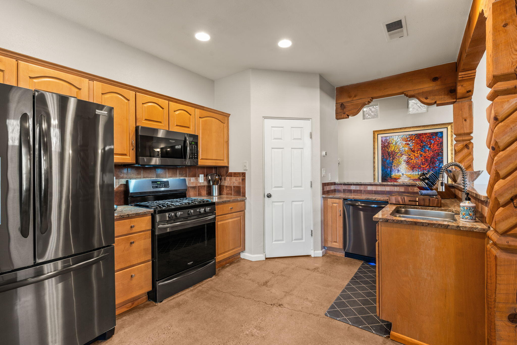 8913 ORTEGA Court