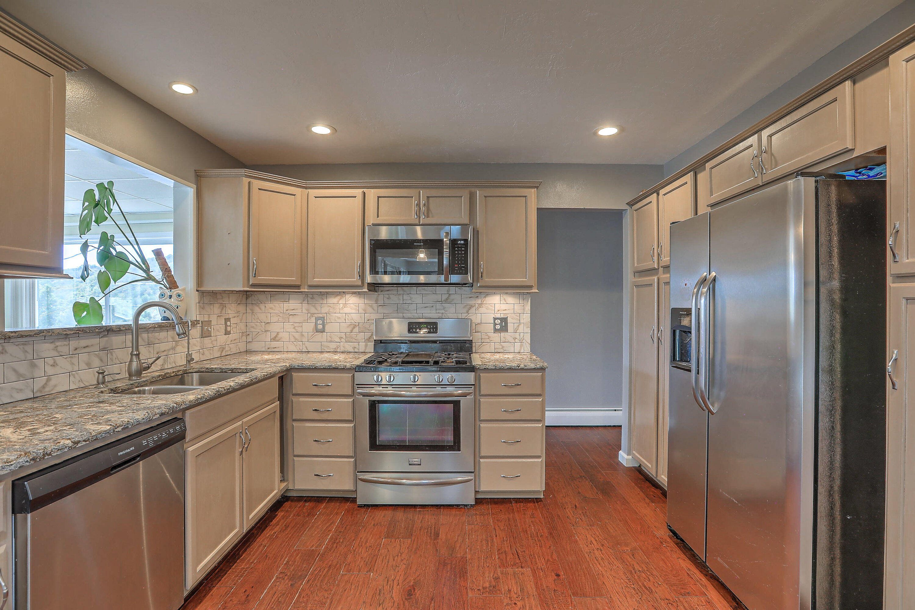 115 MATTERHORN Drive