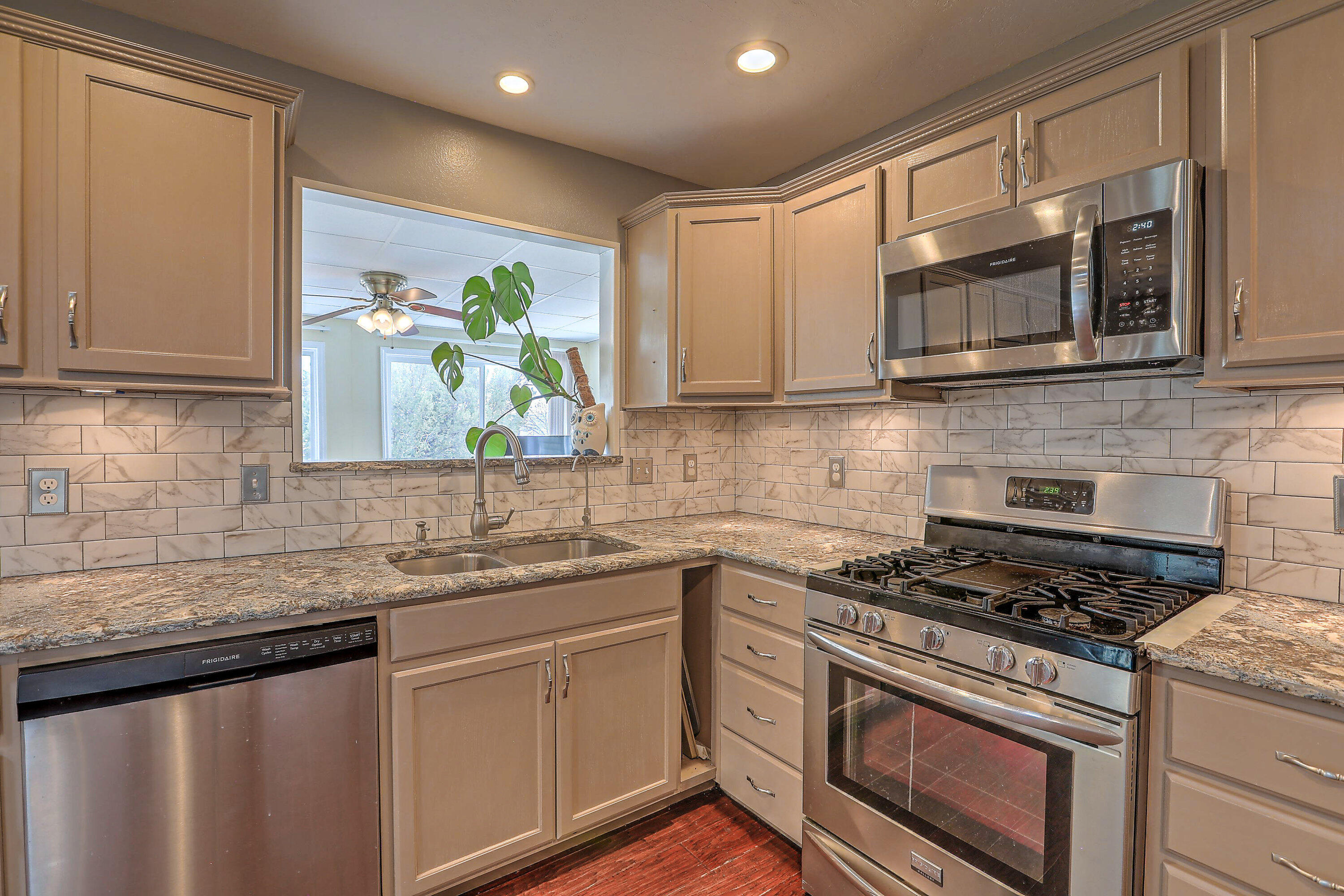 115 MATTERHORN Drive