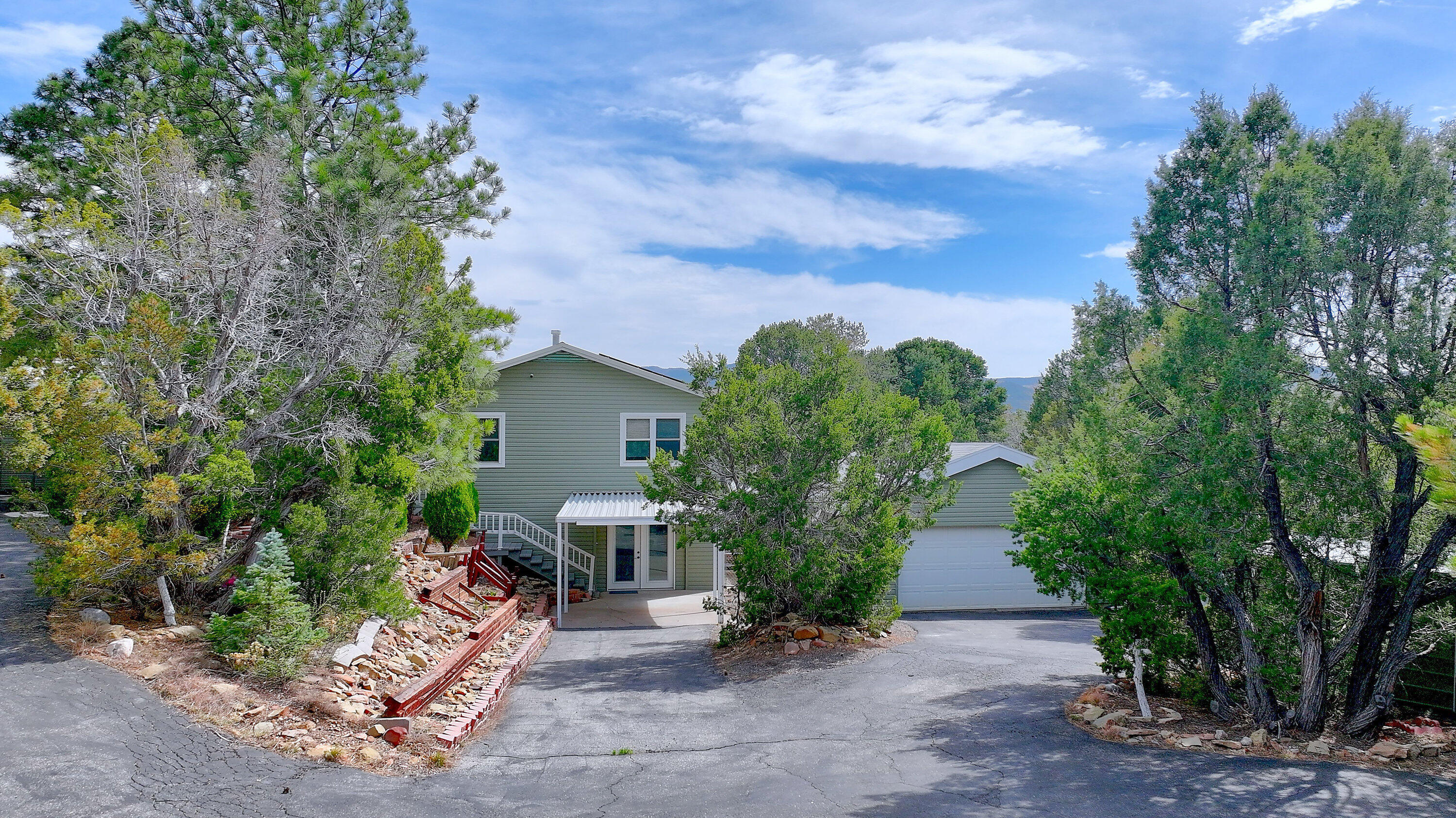 115 MATTERHORN Drive