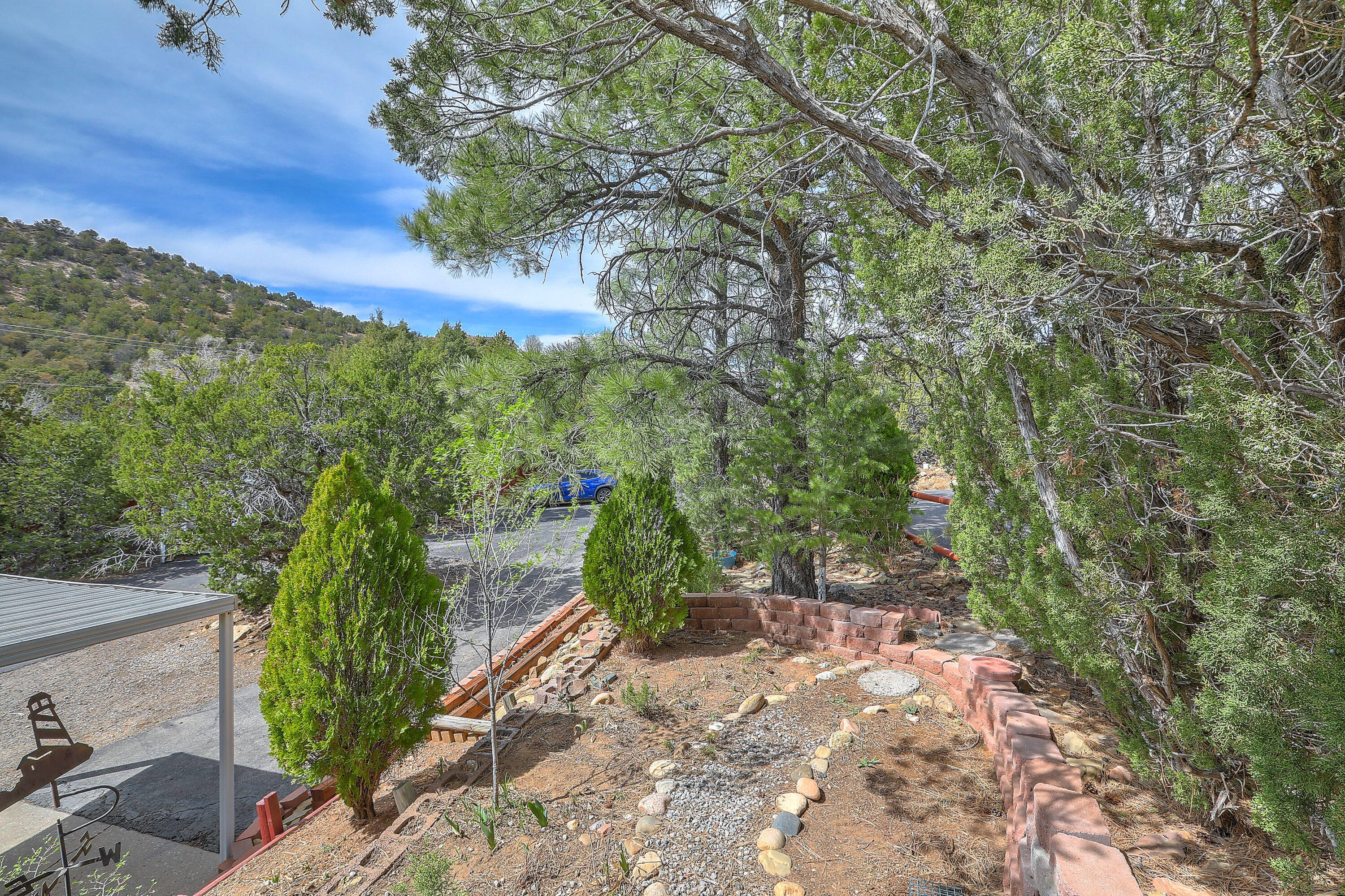 115 MATTERHORN Drive