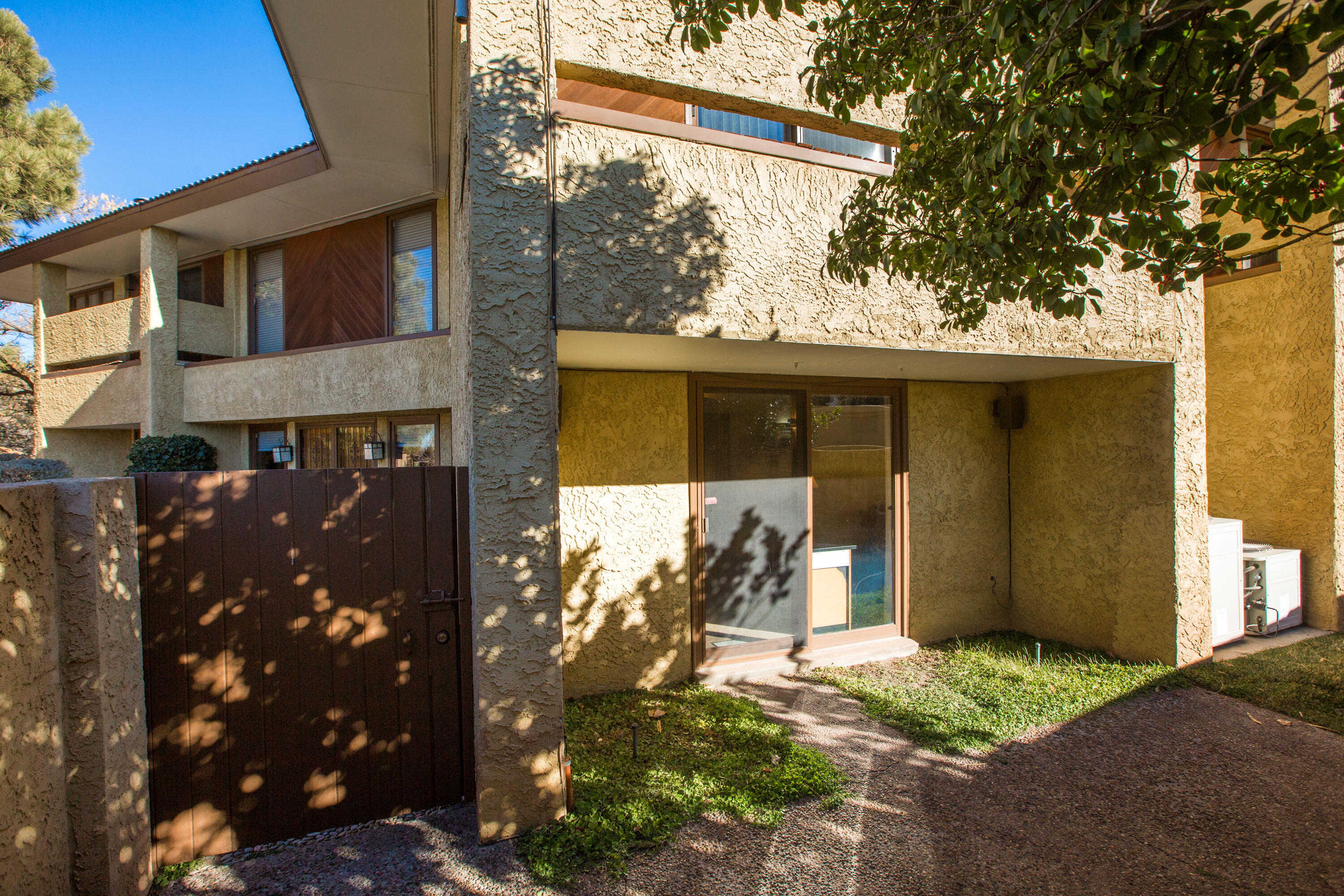 5508 Luna del Oro Court NE