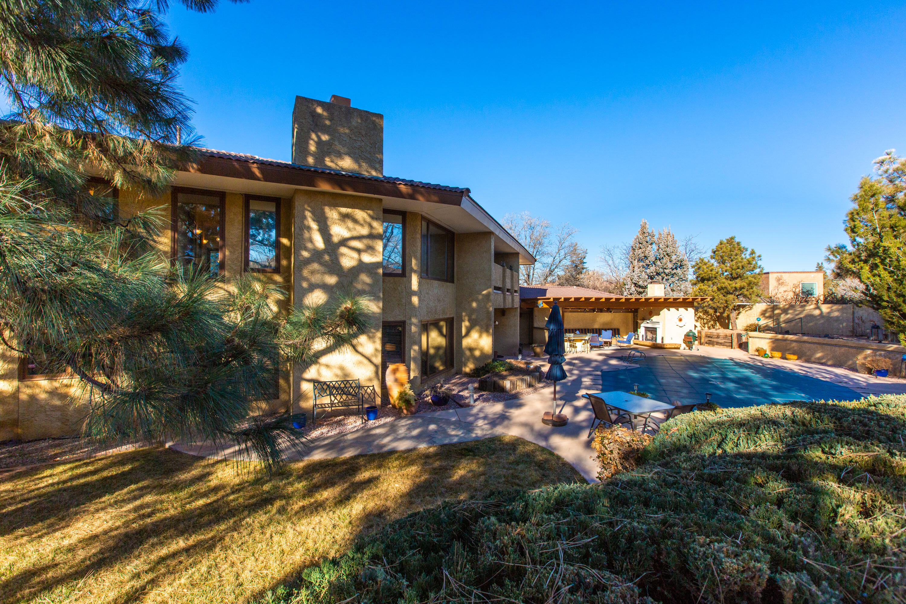 5508 Luna del Oro Court NE
