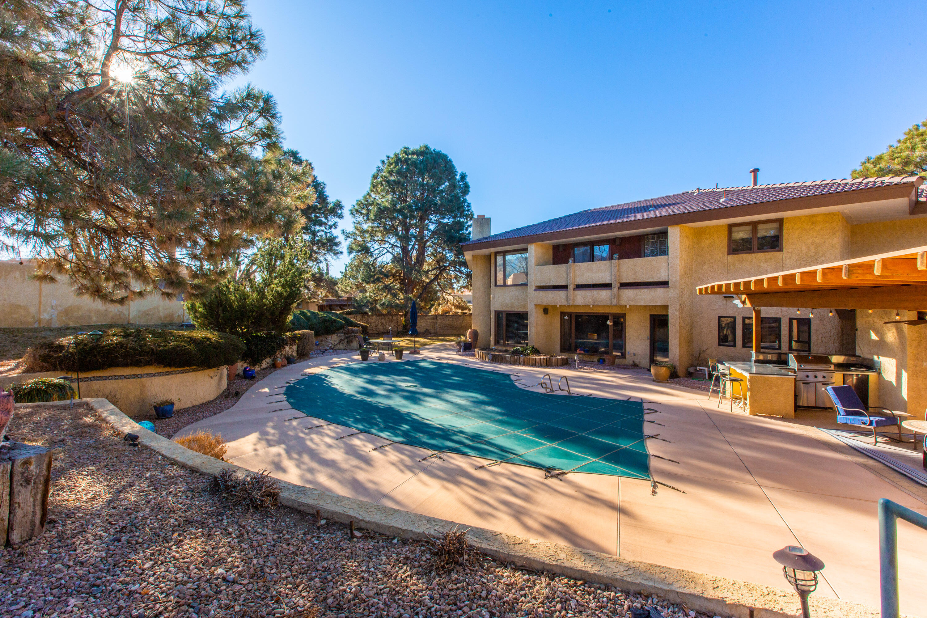5508 Luna del Oro Court NE