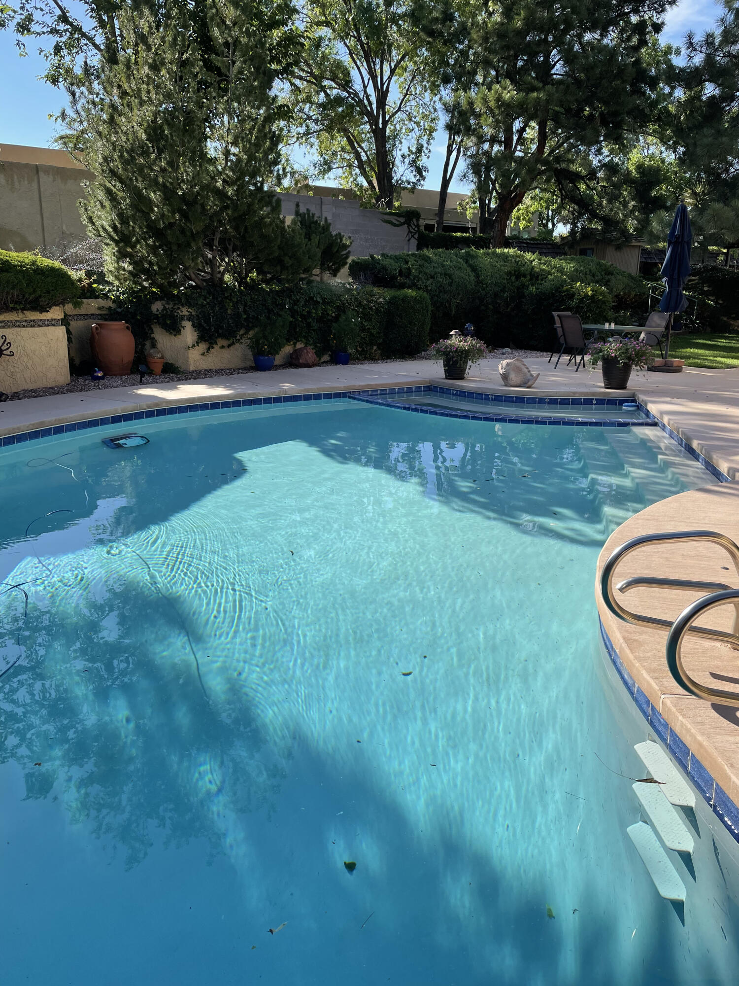 5508 Luna del Oro Court NE