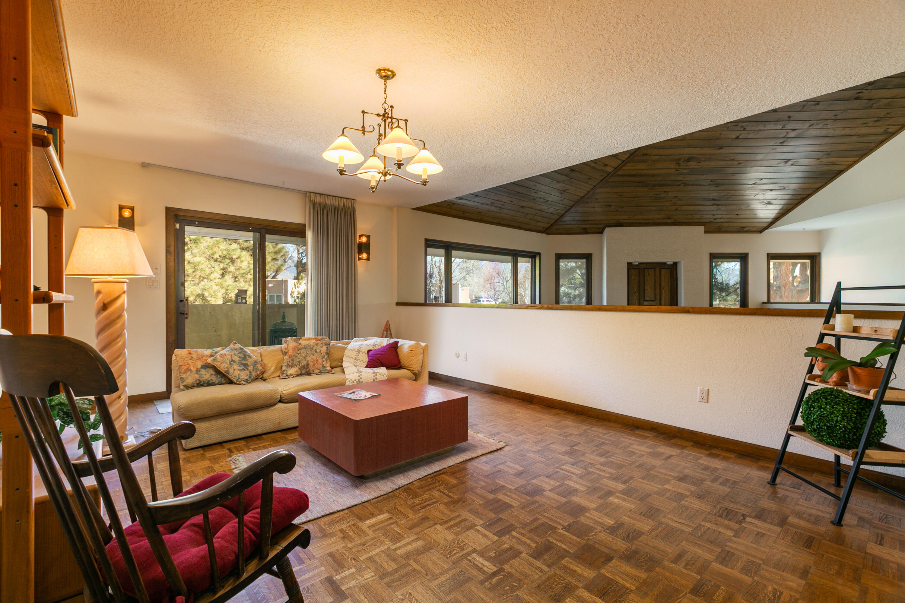 5508 Luna del Oro Court NE