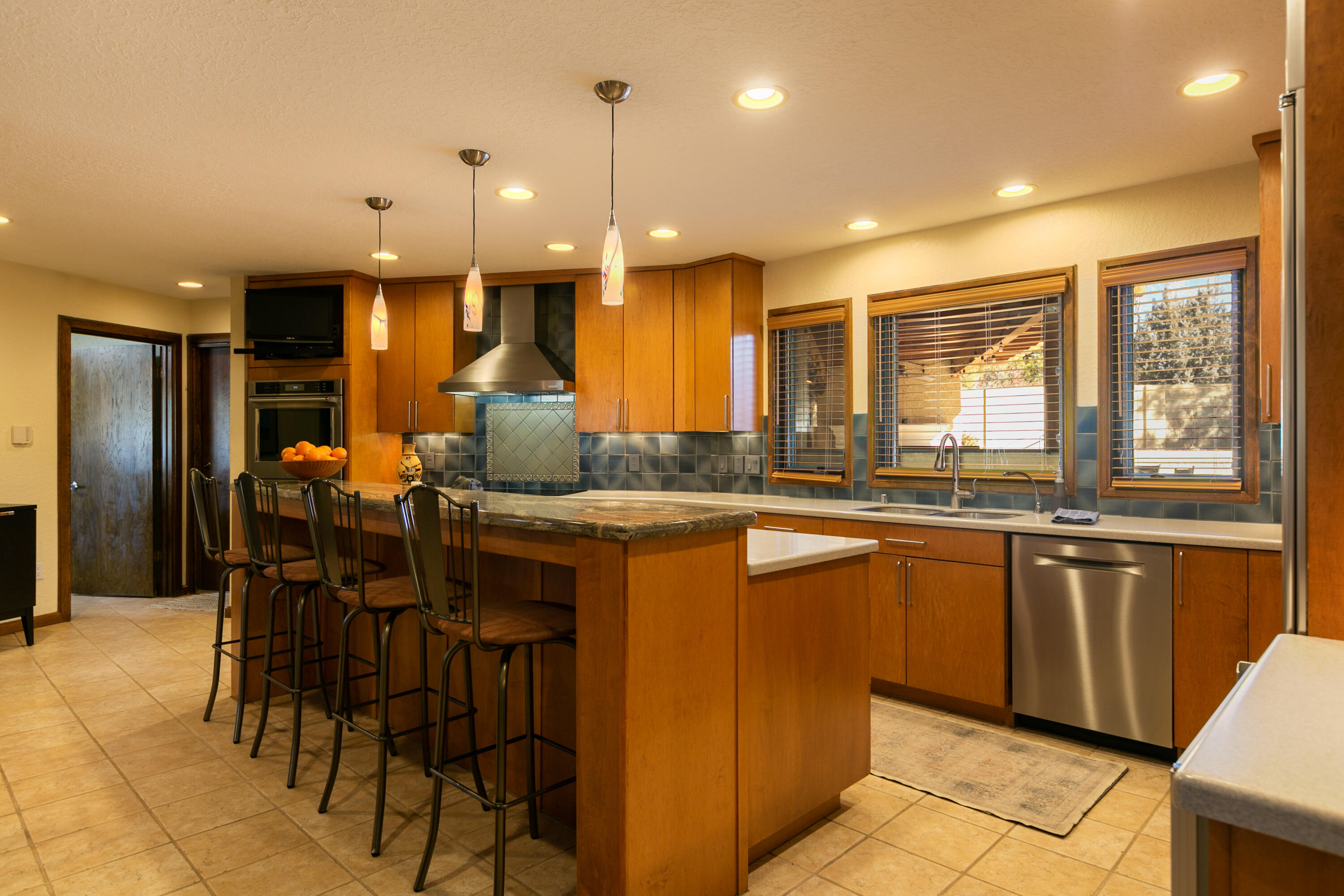5508 Luna del Oro Court NE