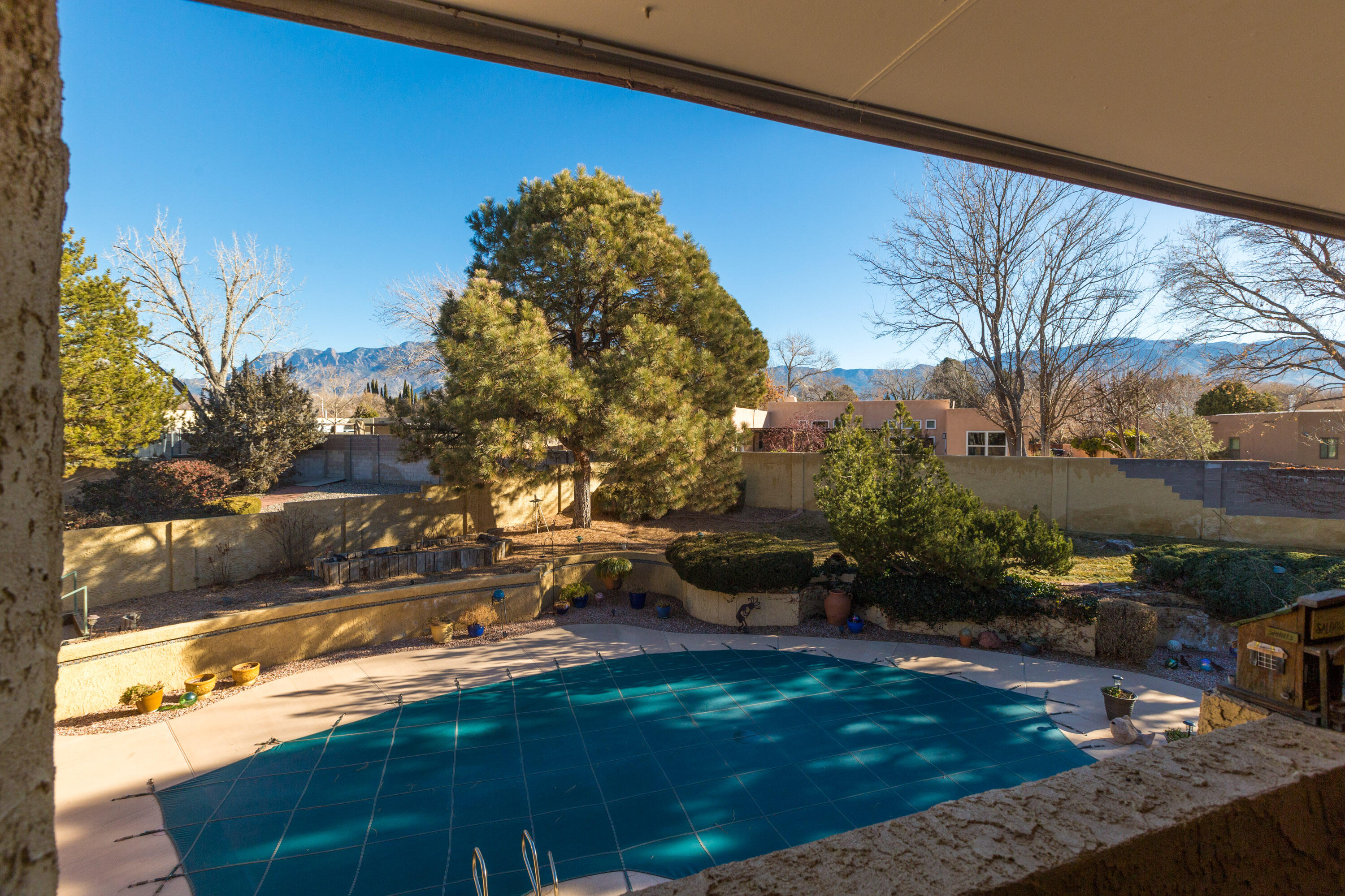 5508 Luna del Oro Court NE