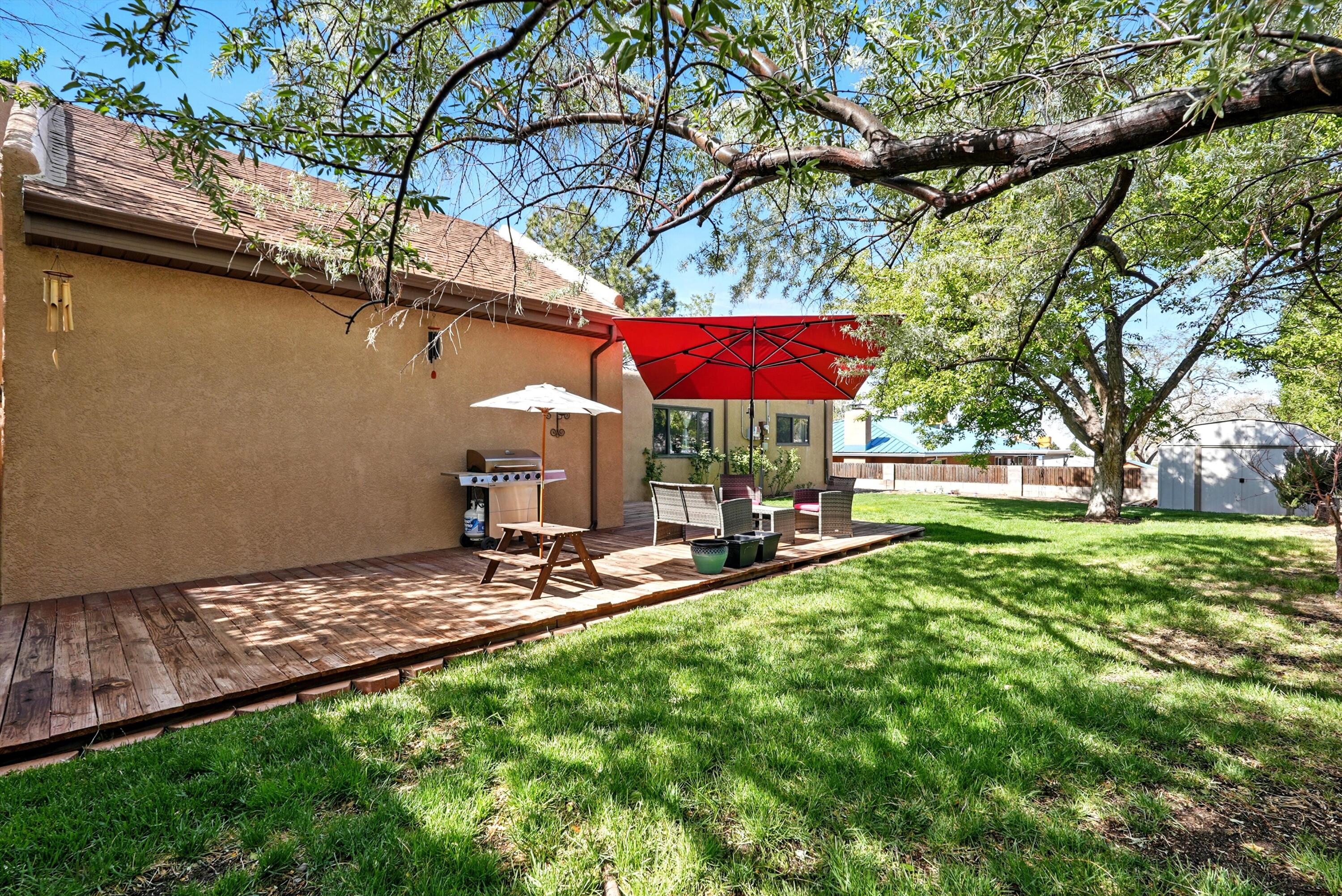 14117 LA CUEVA Avenue NE