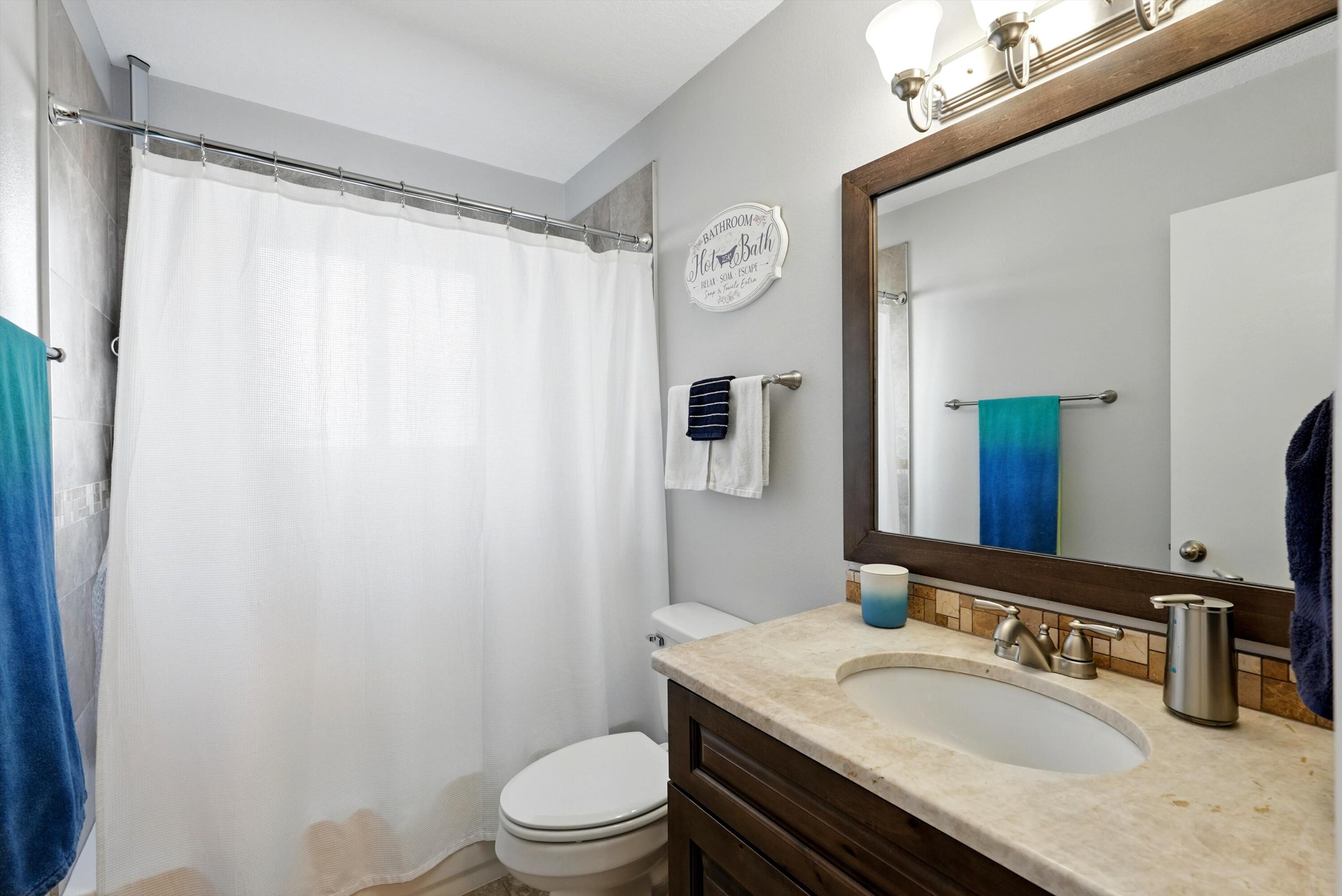 14117 LA CUEVA Avenue NE