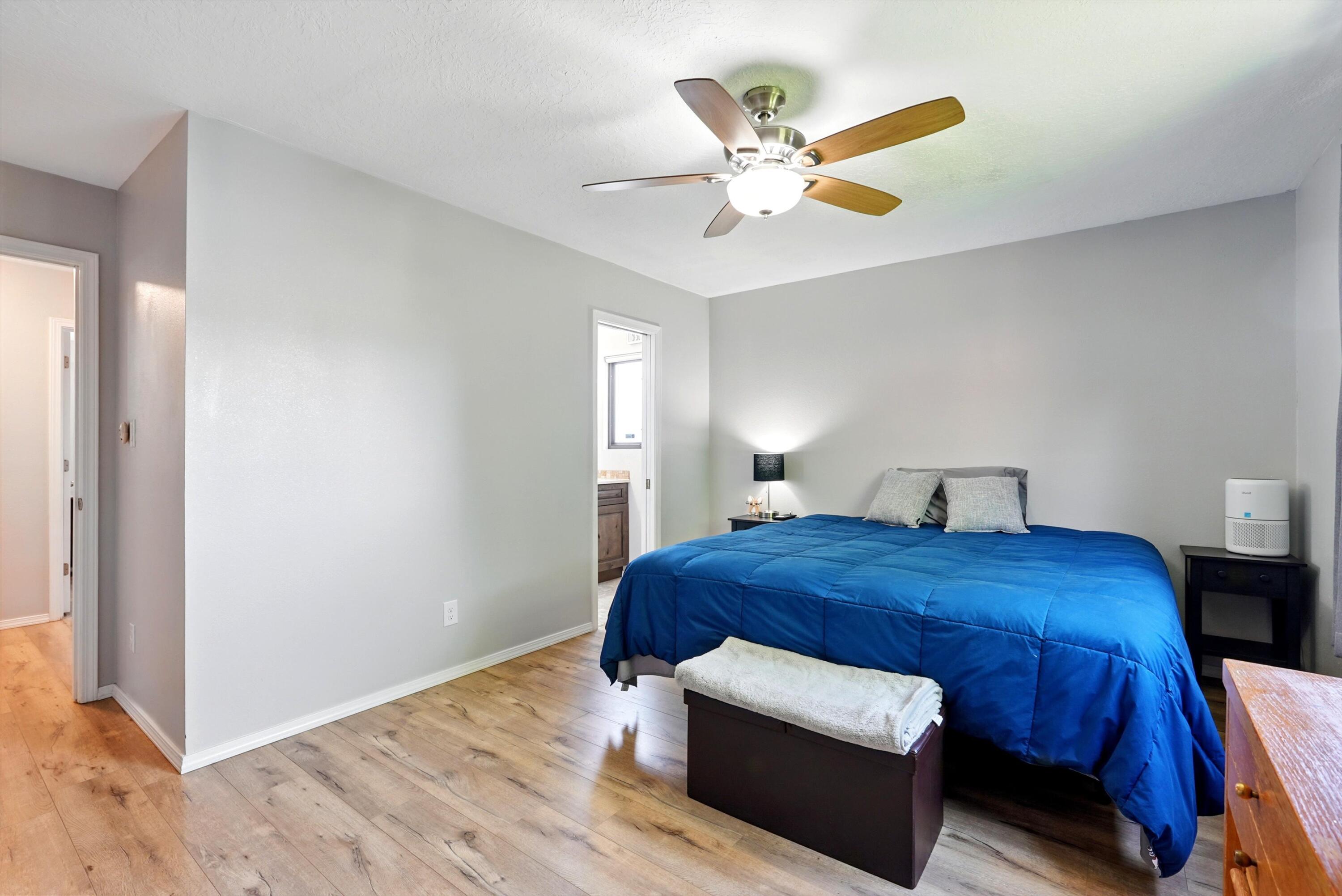 14117 LA CUEVA Avenue NE