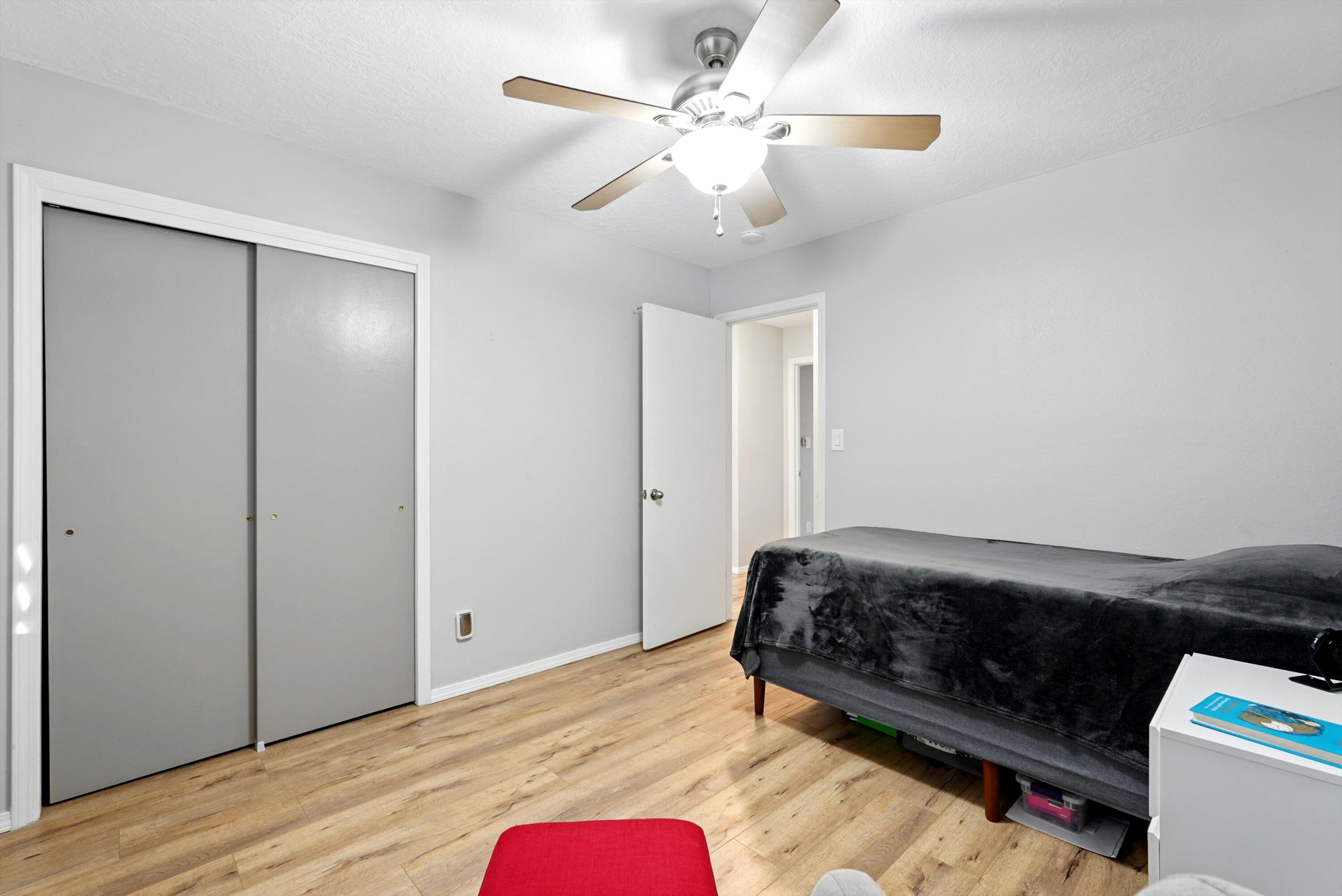 14117 LA CUEVA Avenue NE