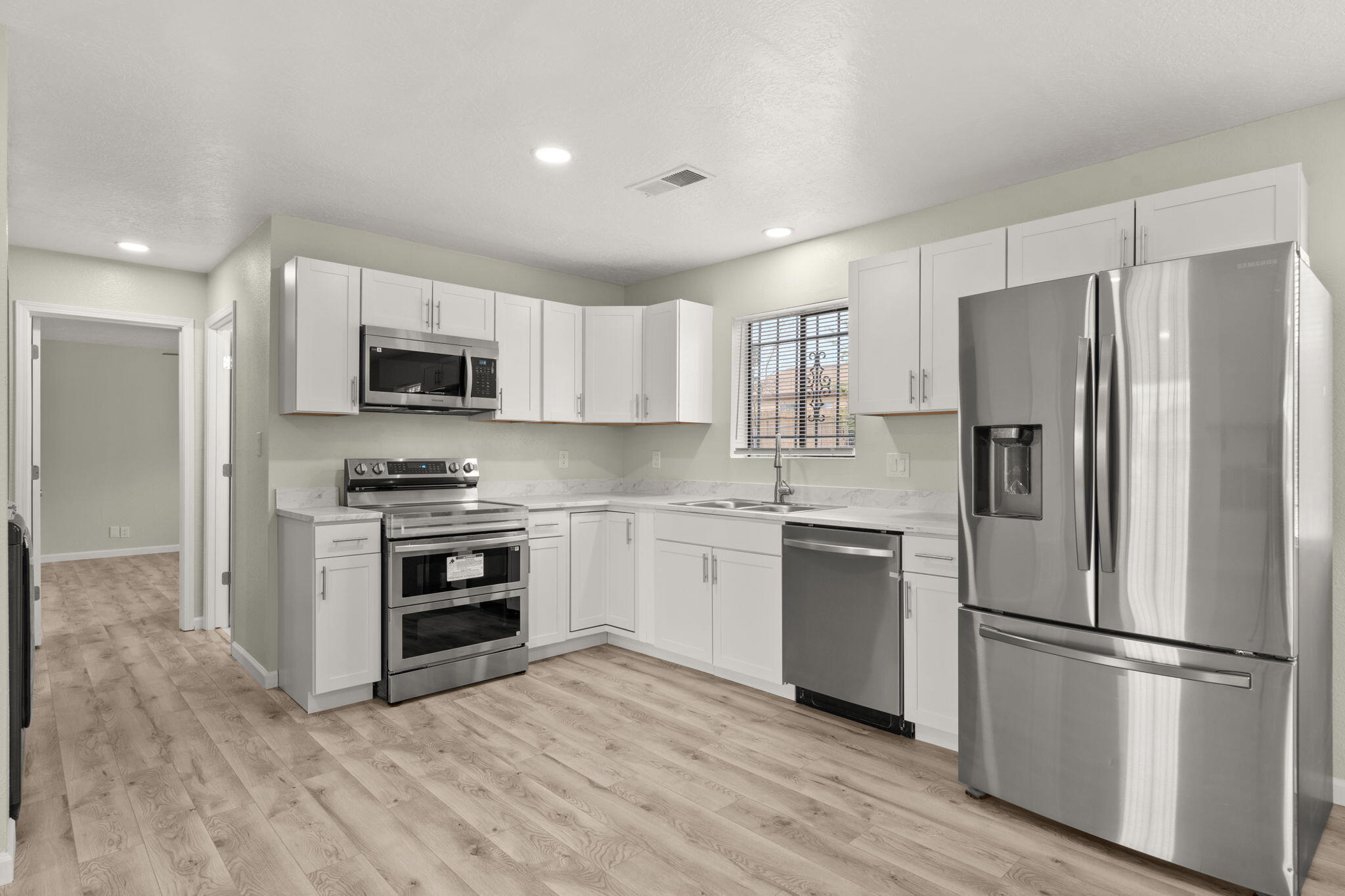 1331 APEX Court SE