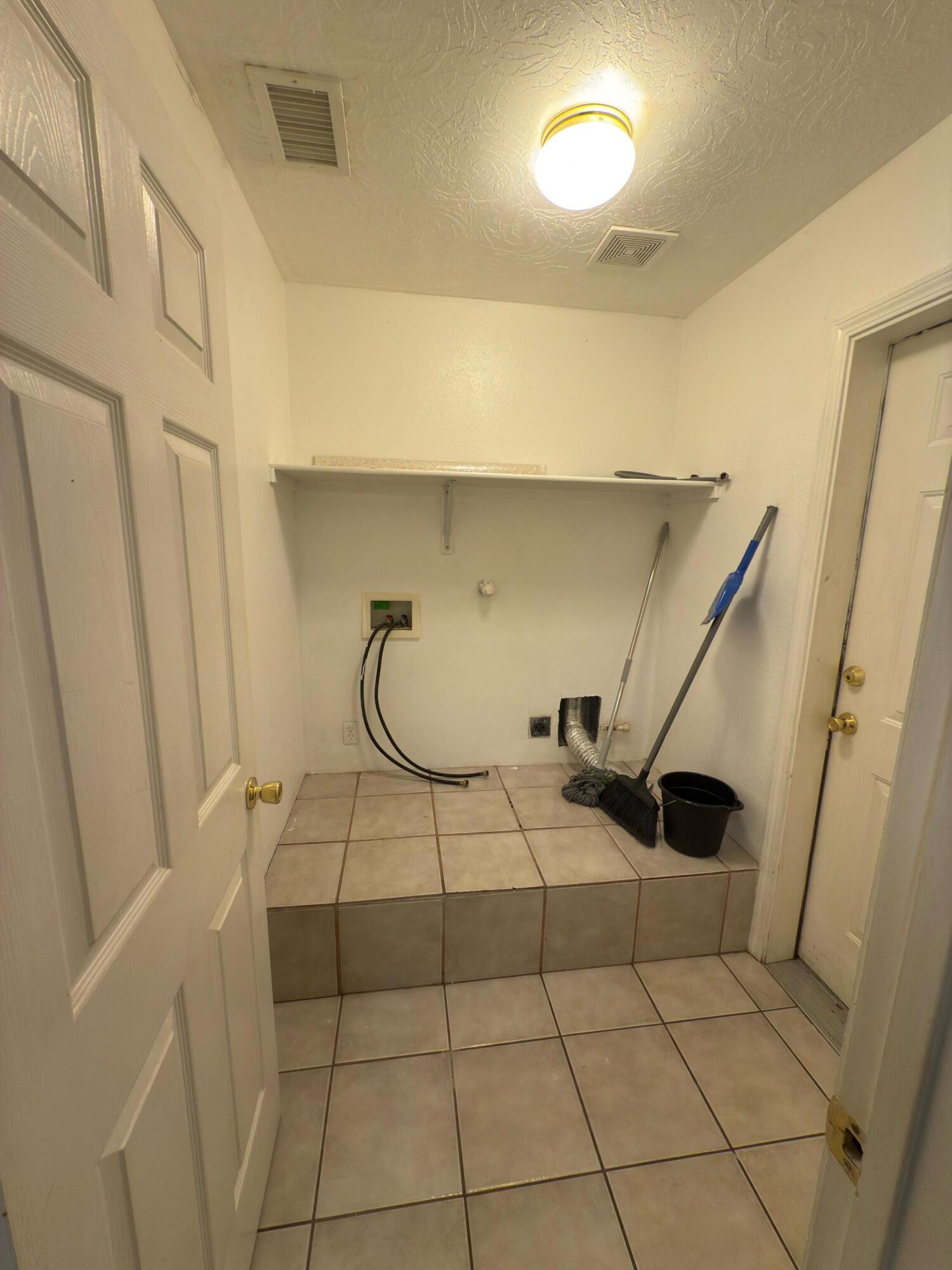 480 TIMOTHY Court SW