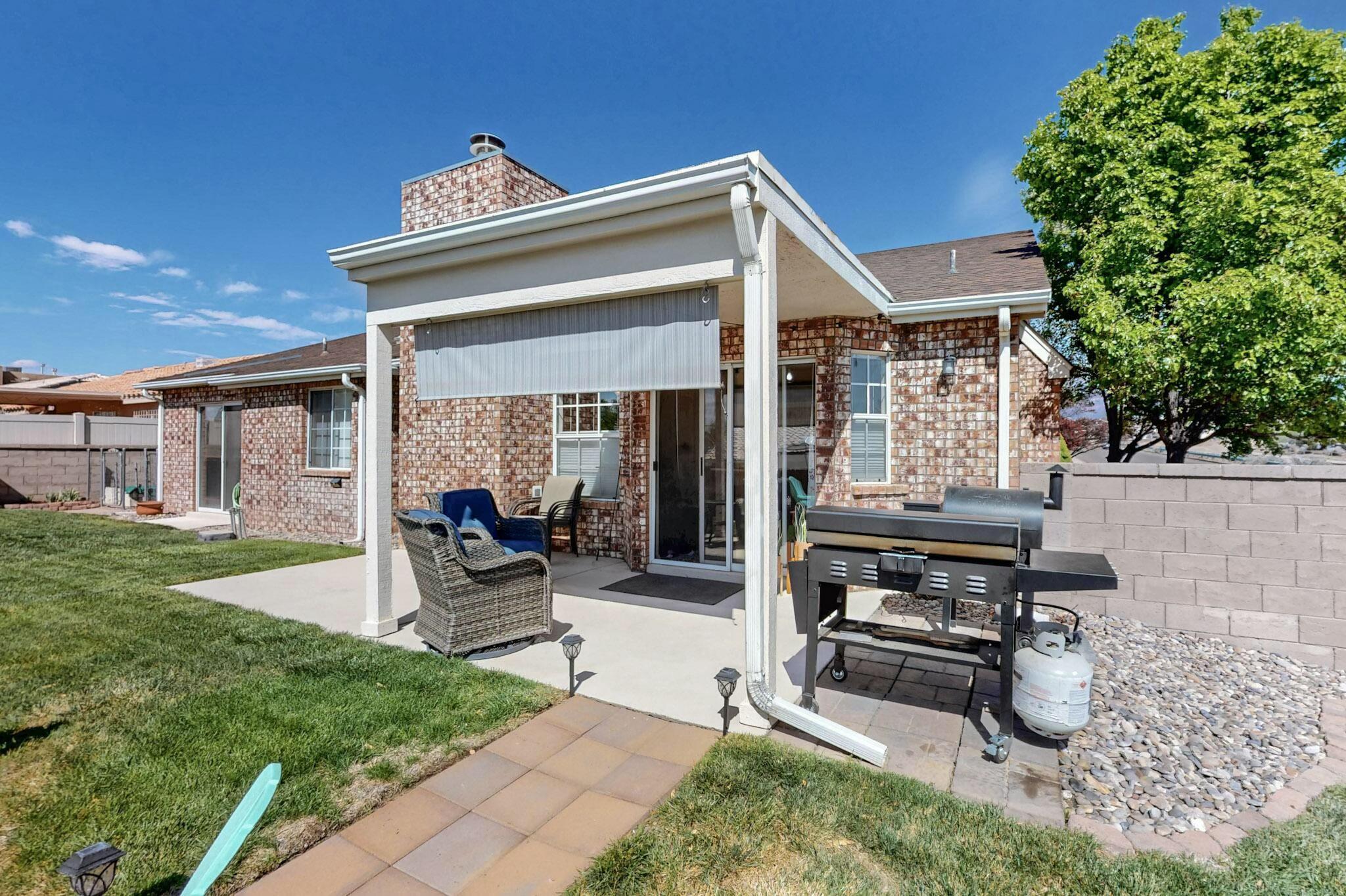 8401 HELEN HARDIN Street NE