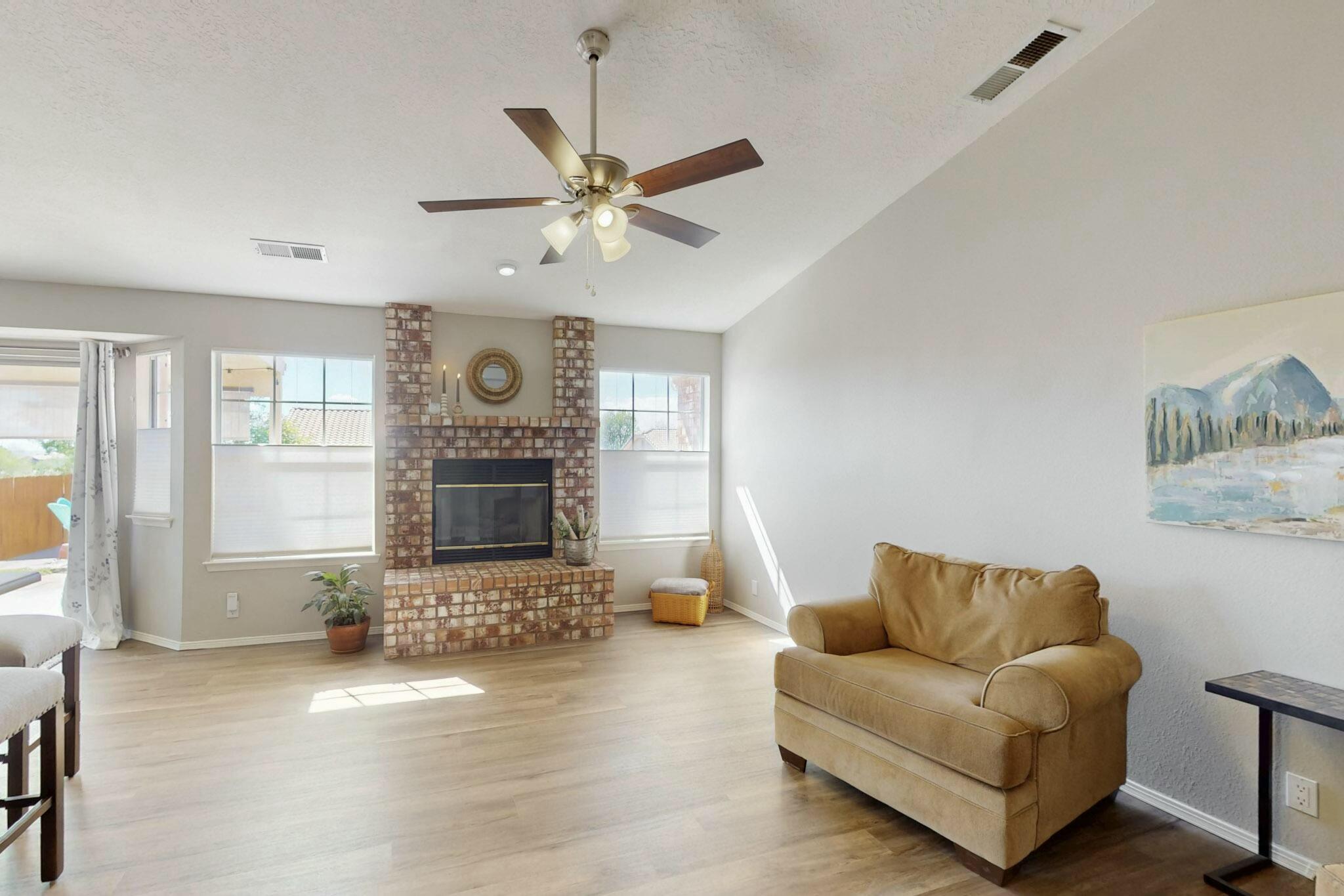 8401 HELEN HARDIN Street NE
