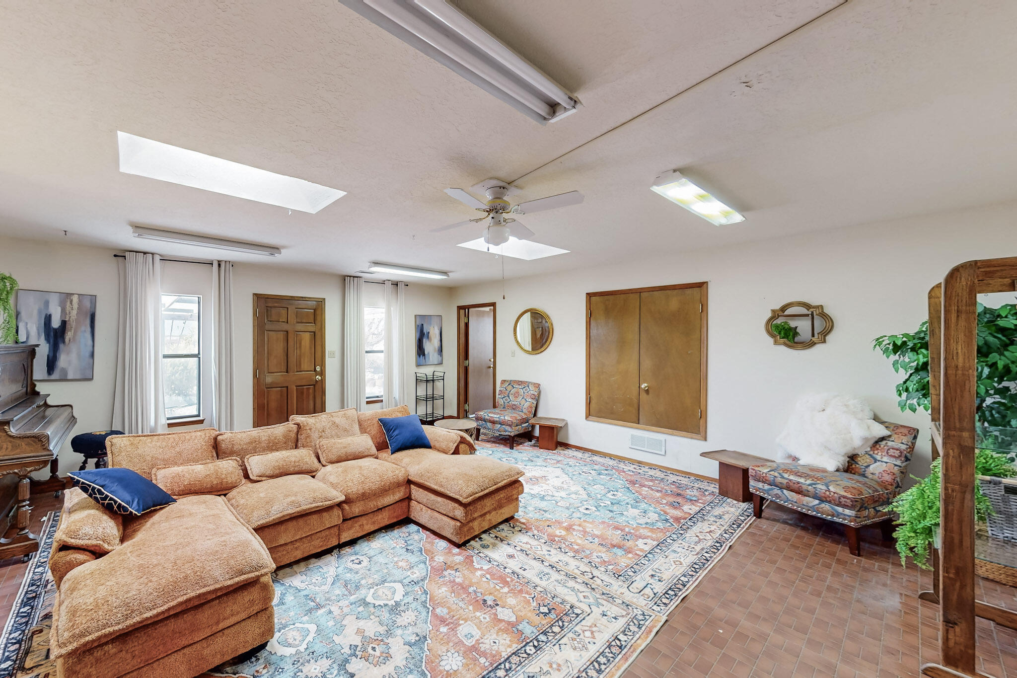 491 FROST Road