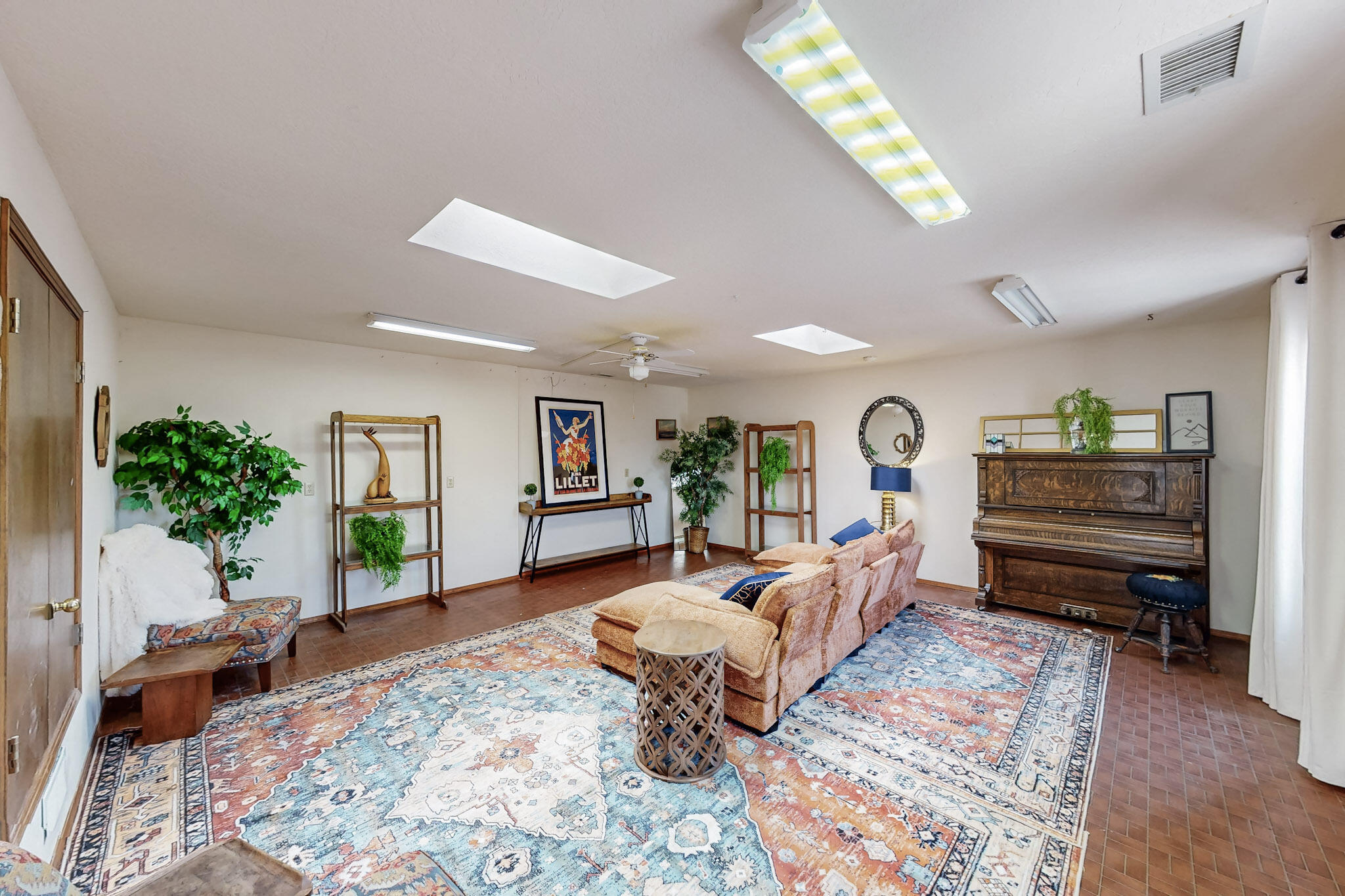 491 FROST Road