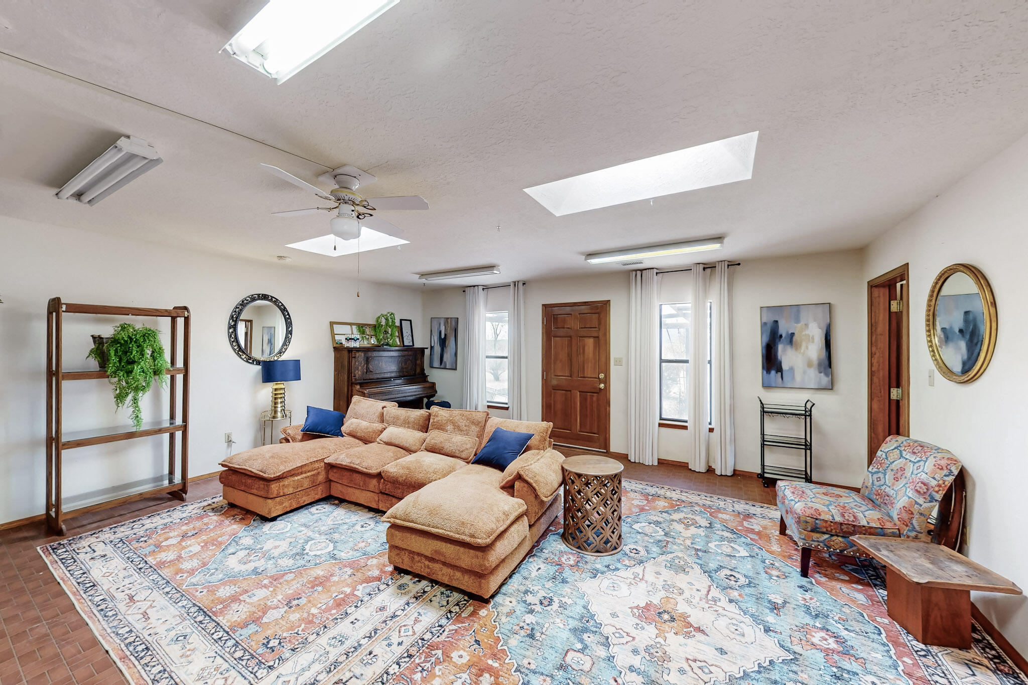 491 FROST Road