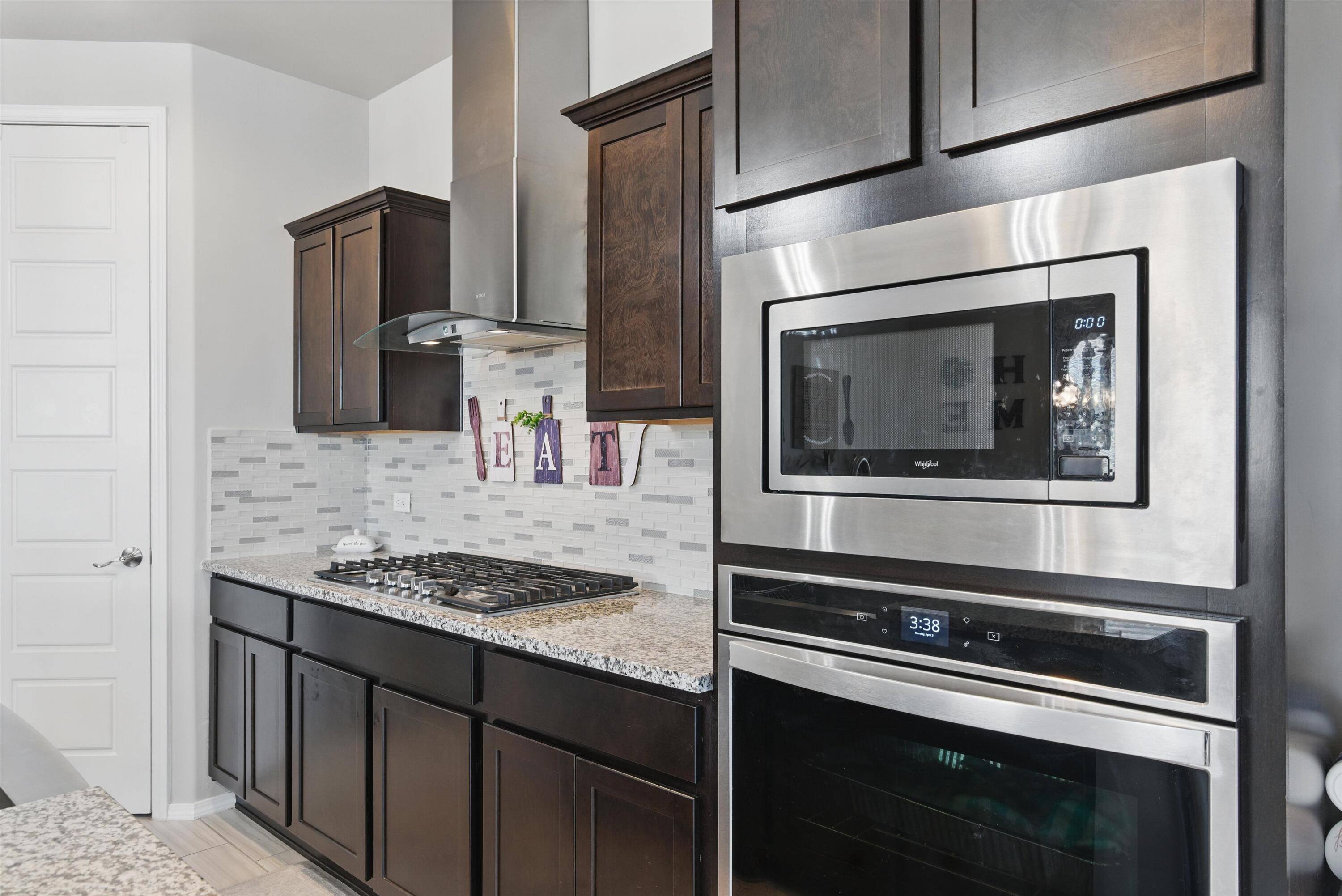 4381 BALD EAGLE Loop NE