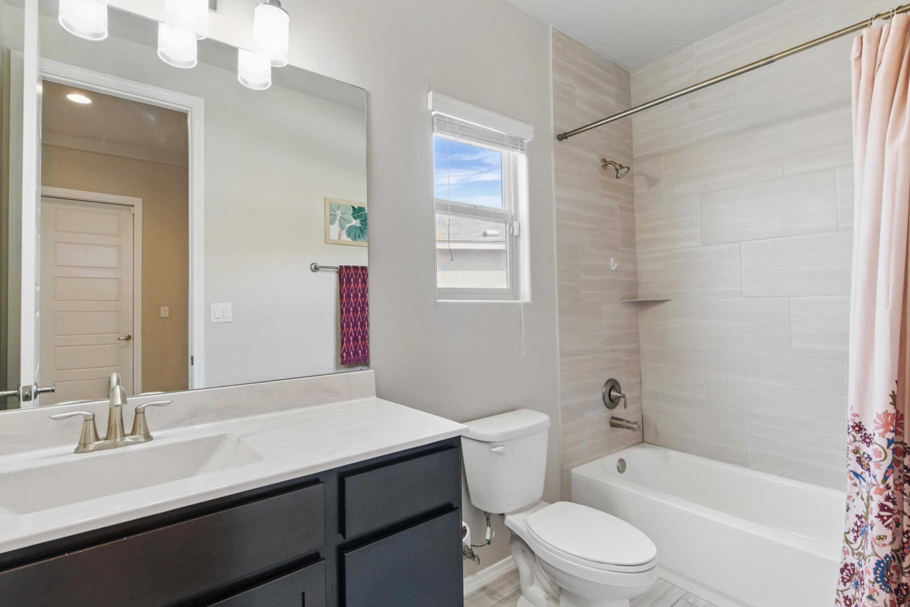 4381 BALD EAGLE Loop NE