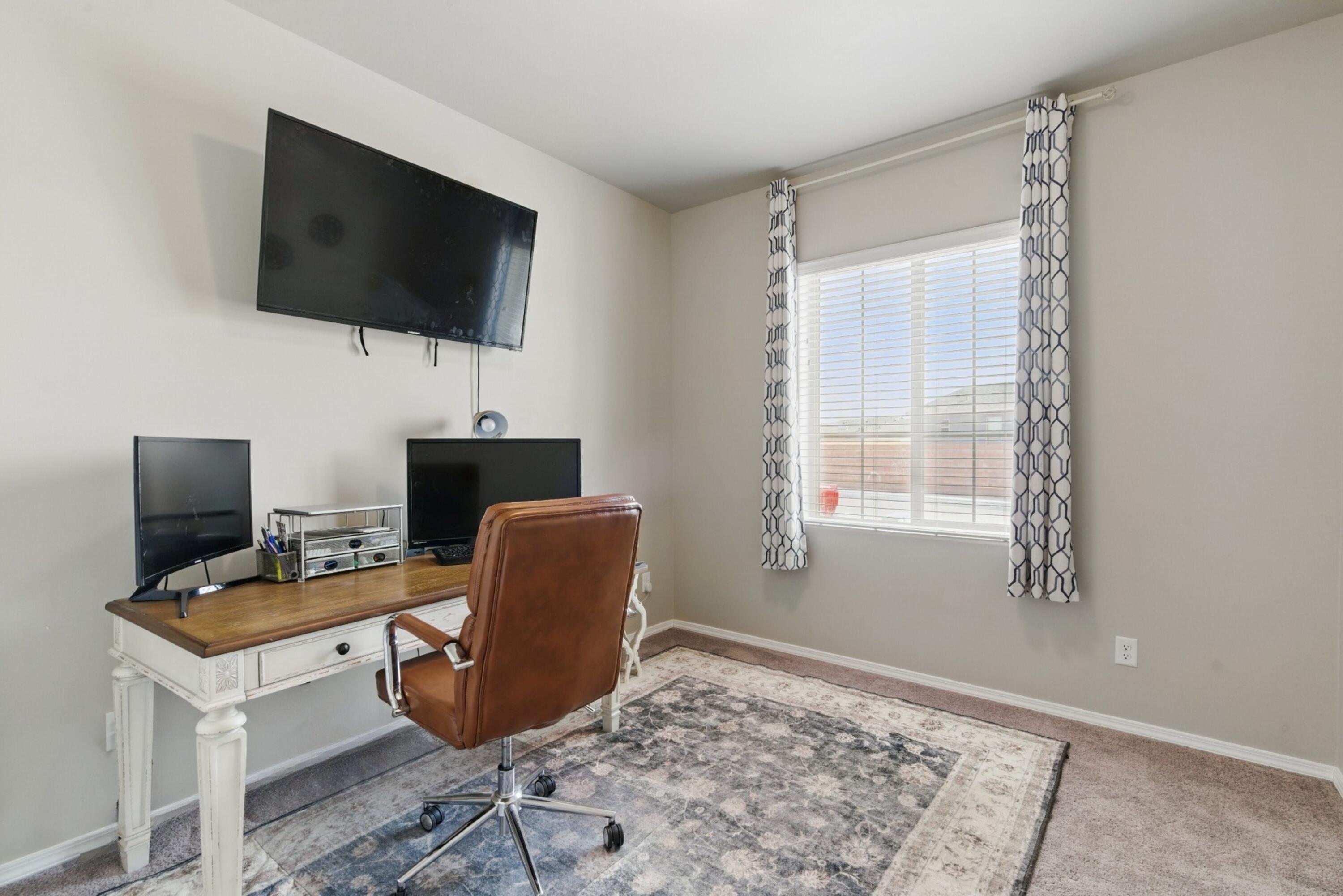 4381 BALD EAGLE Loop NE