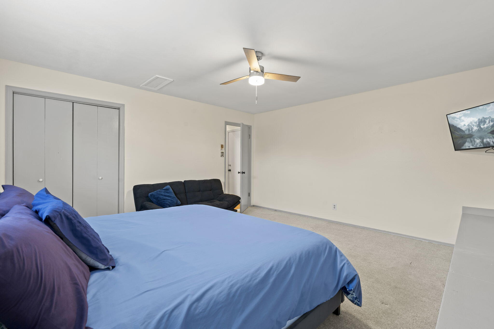 13212 MONTGOMERY Boulevard NE