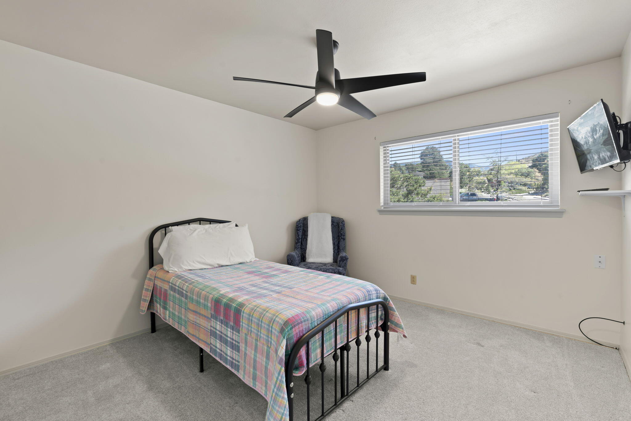 13212 MONTGOMERY Boulevard NE