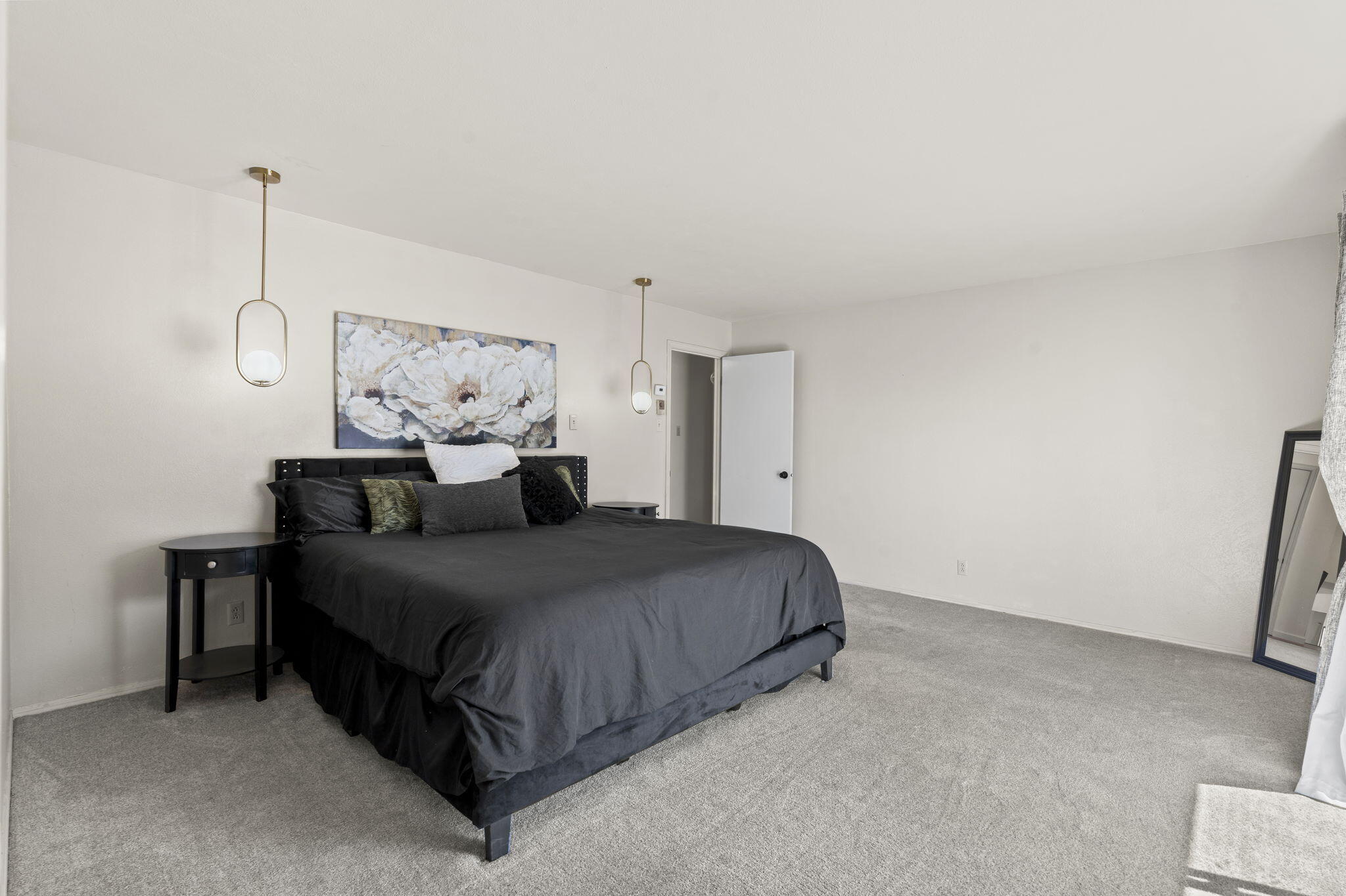 13212 MONTGOMERY Boulevard NE