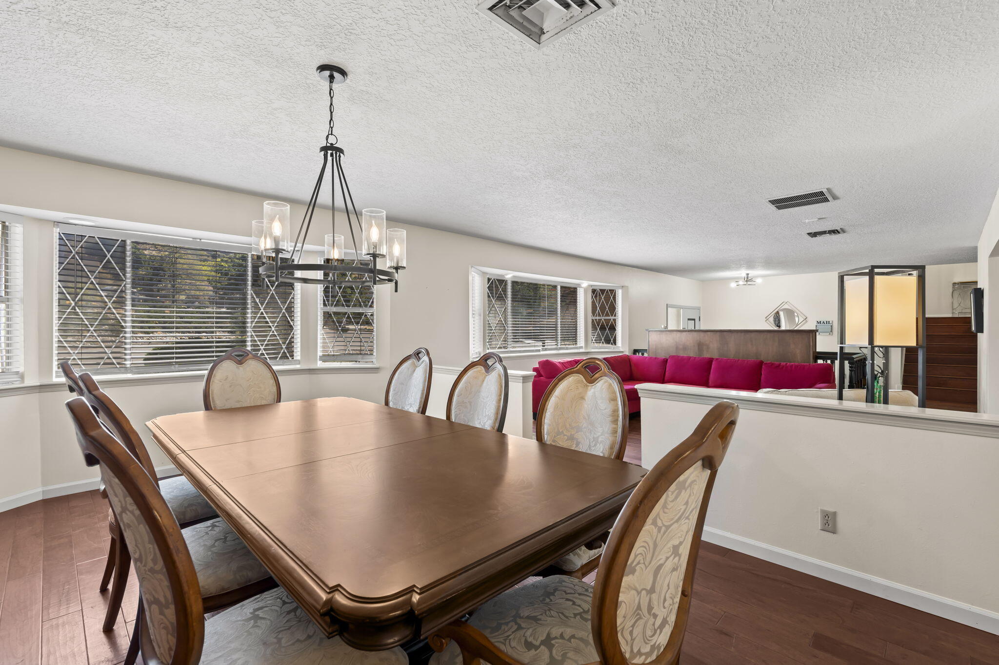 13212 MONTGOMERY Boulevard NE