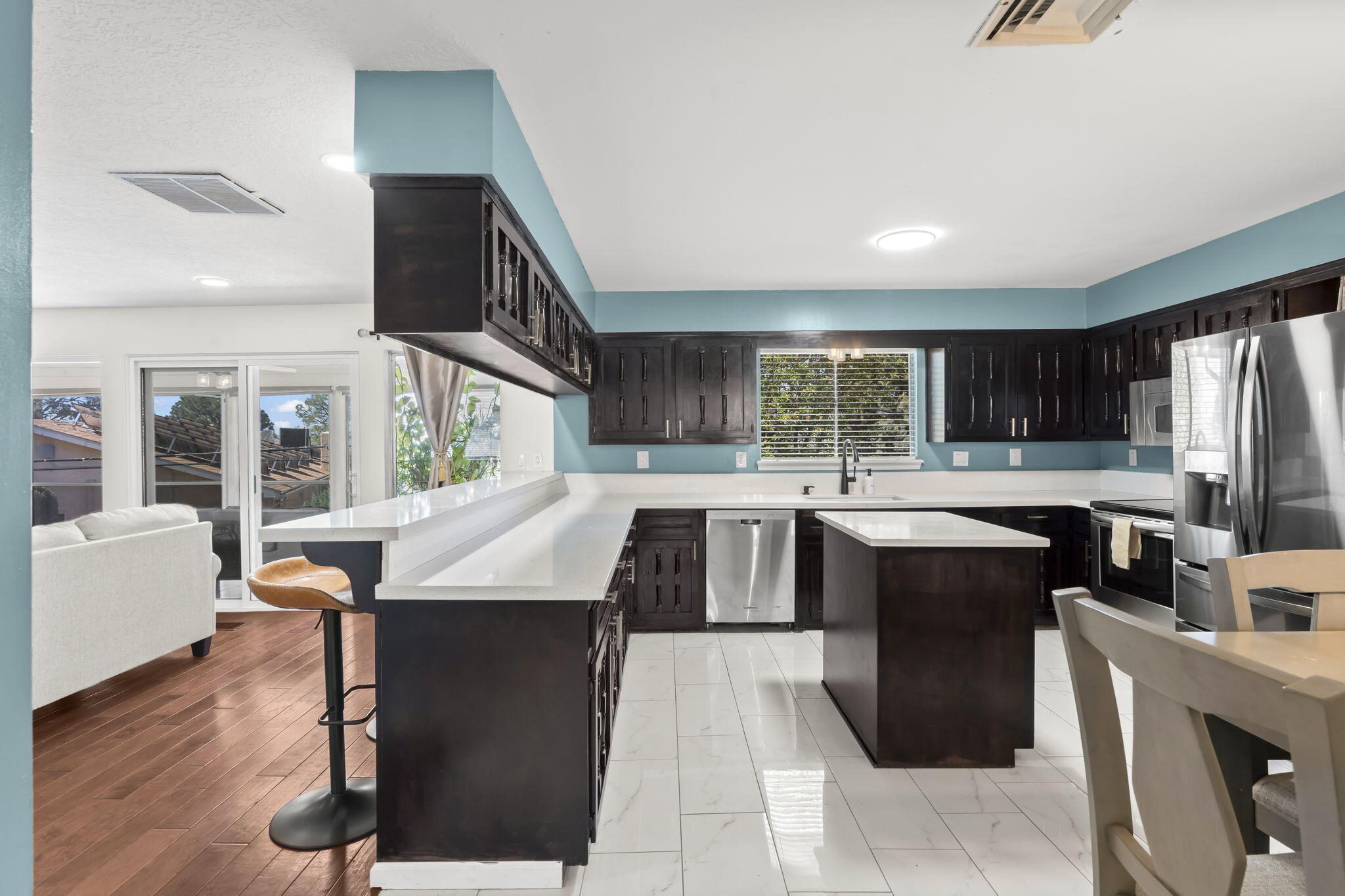 13212 MONTGOMERY Boulevard NE