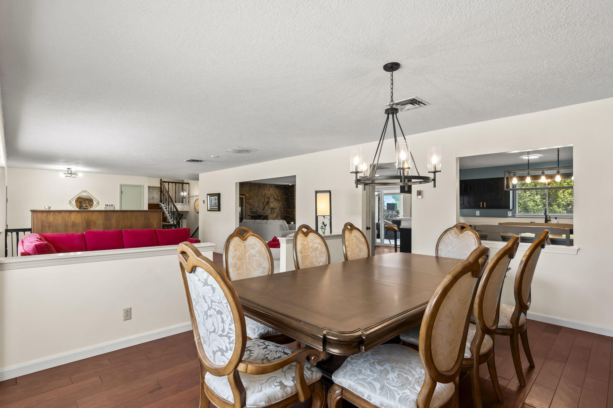 13212 MONTGOMERY Boulevard NE