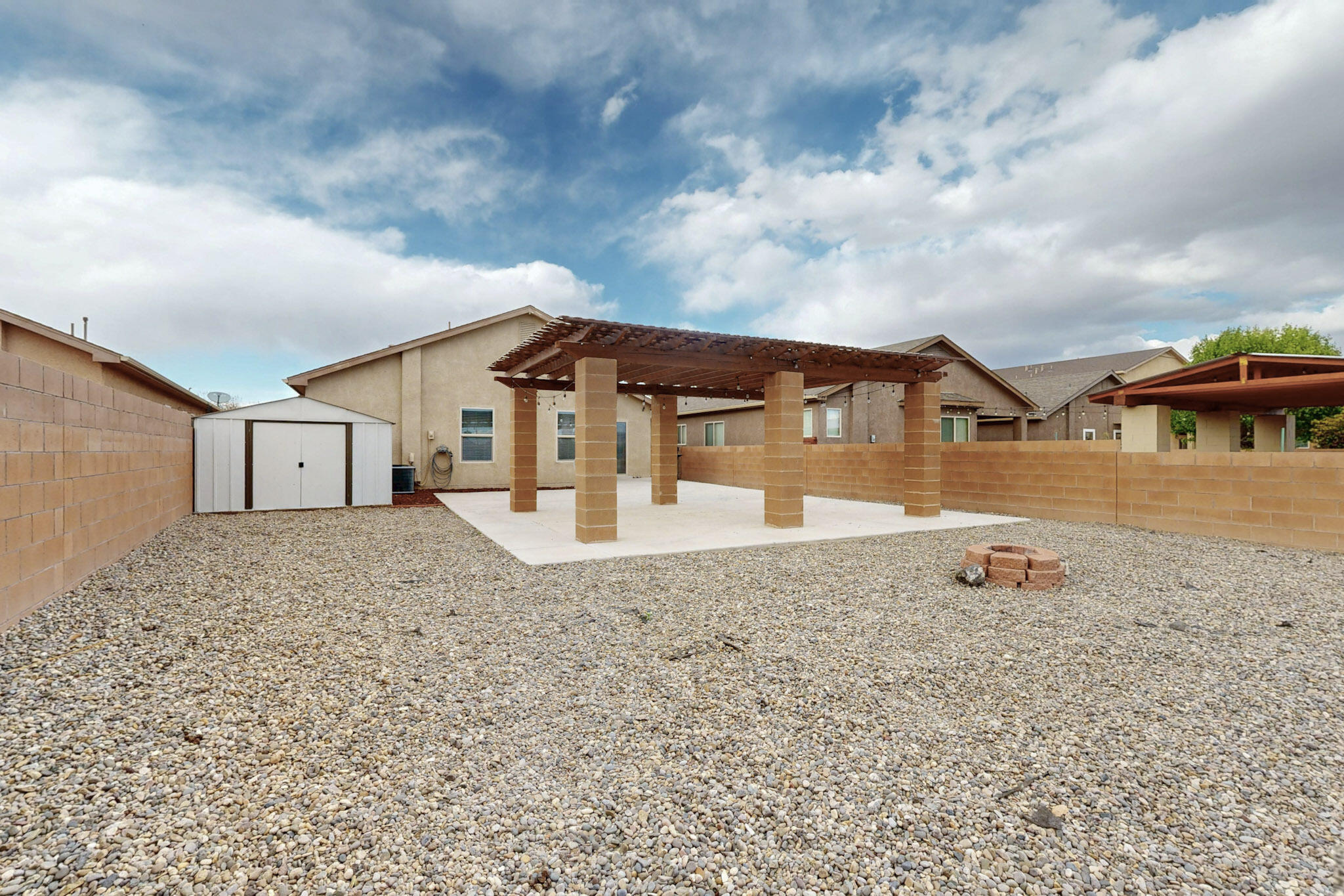 7012 CANYON CLIFF Road NW