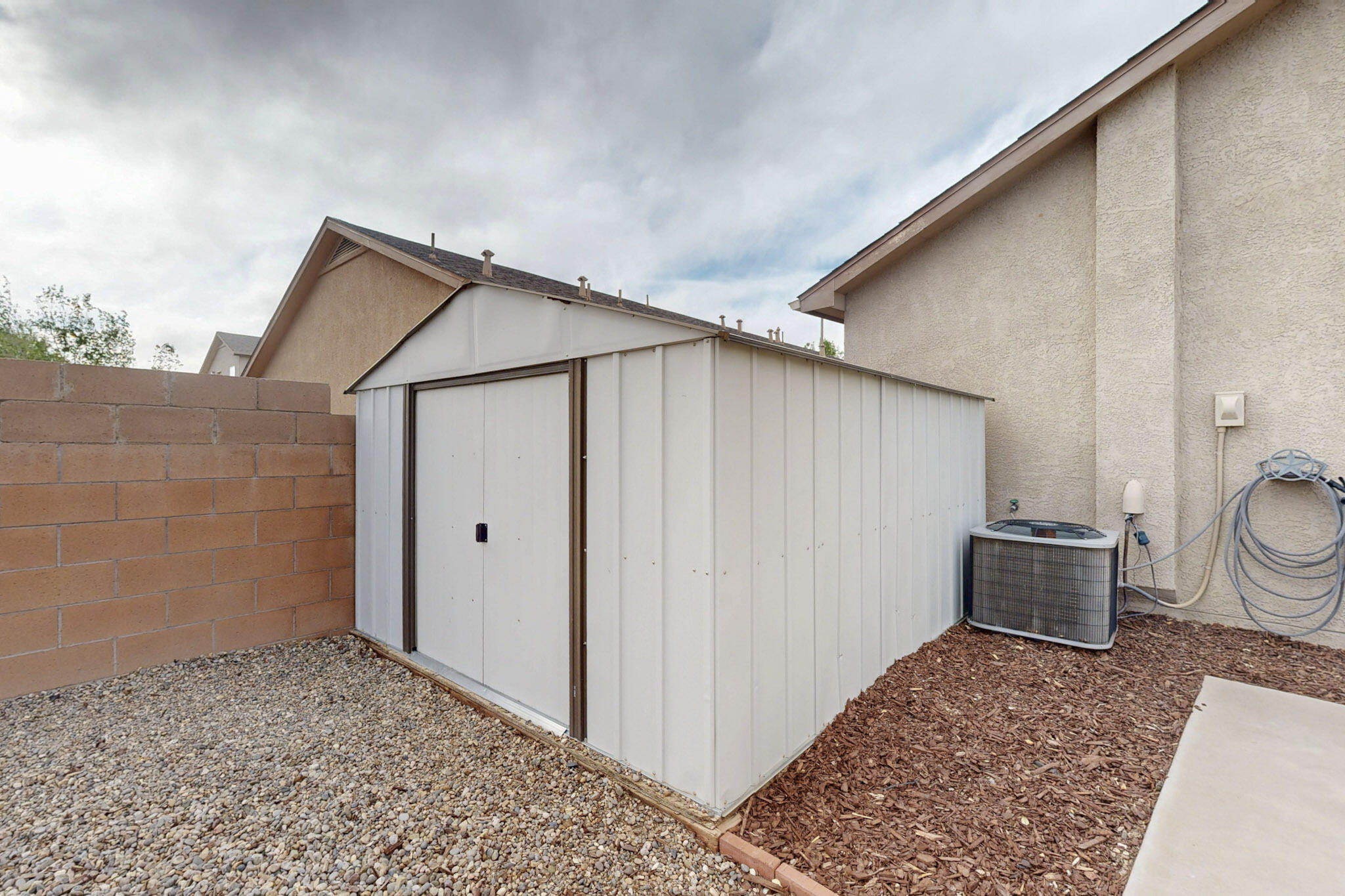 7012 CANYON CLIFF Road NW