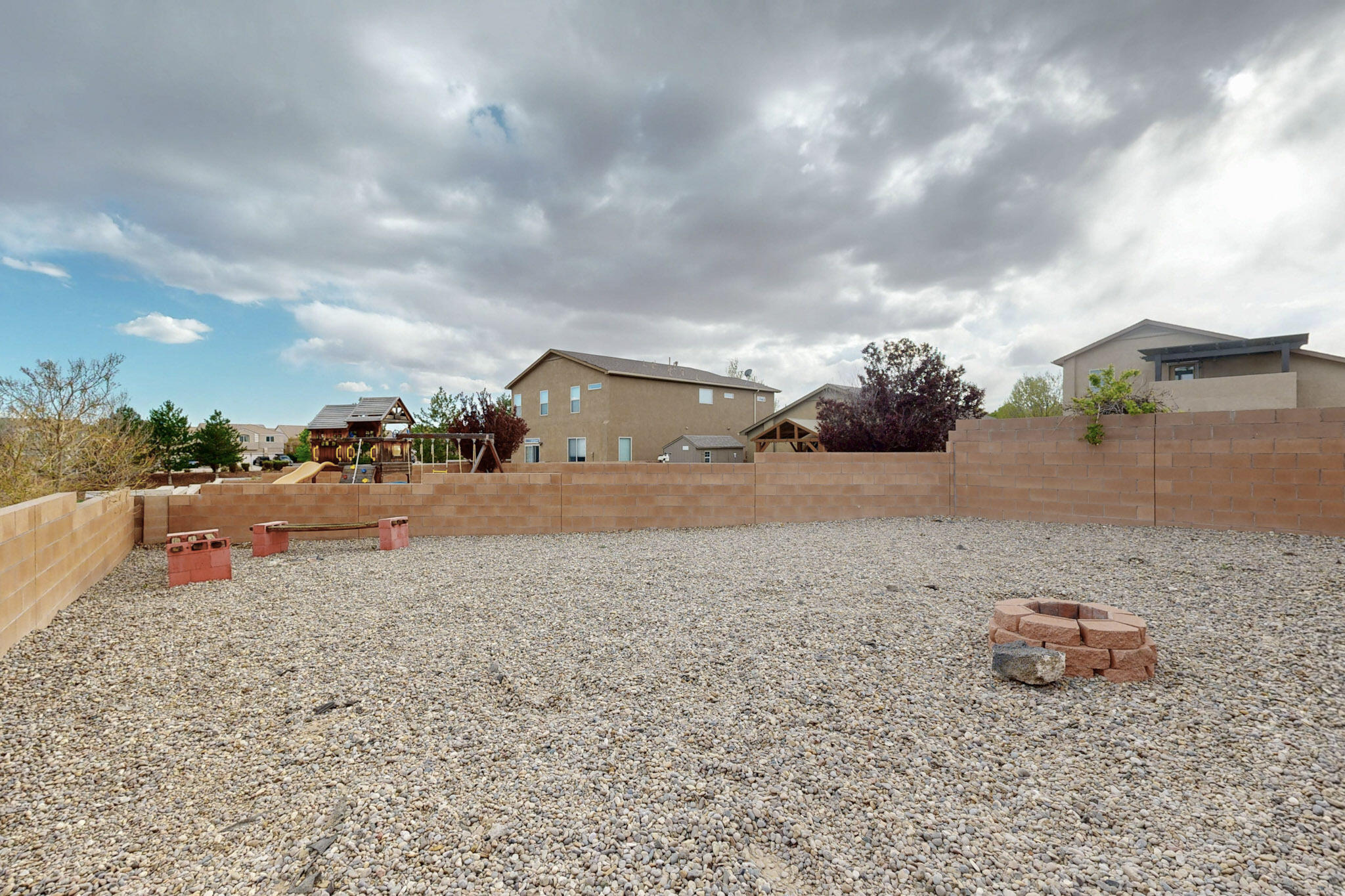 7012 CANYON CLIFF Road NW