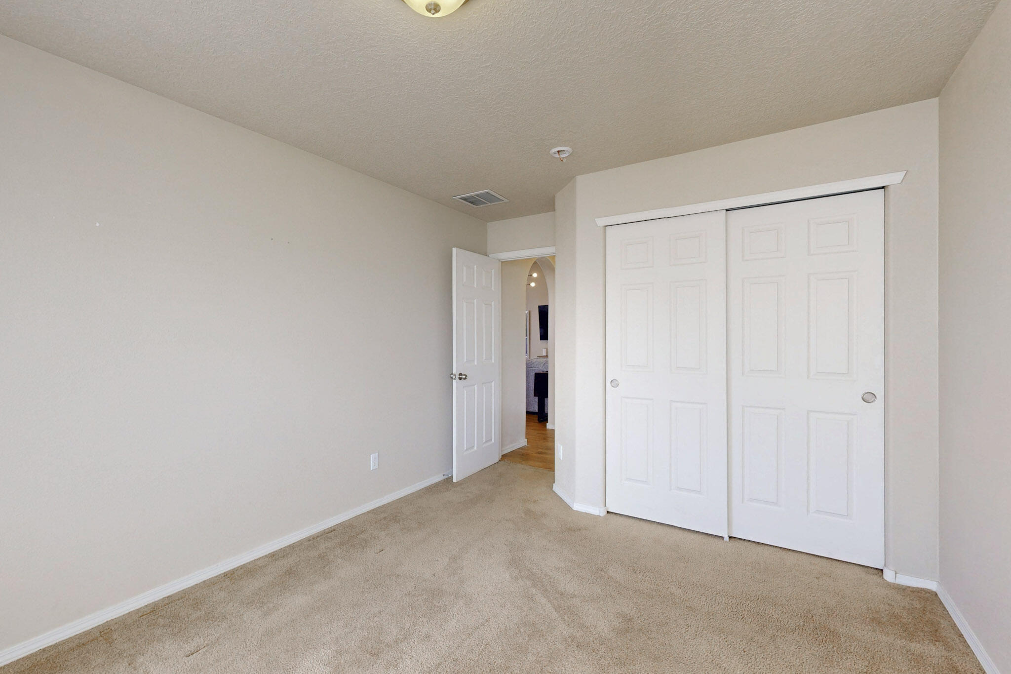 7012 CANYON CLIFF Road NW