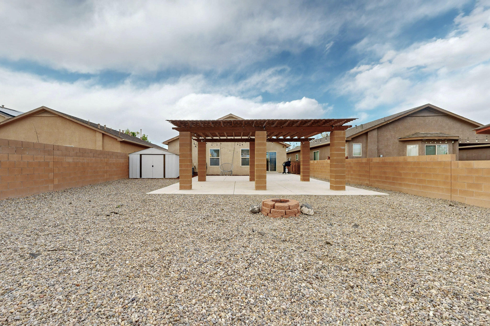 7012 CANYON CLIFF Road NW