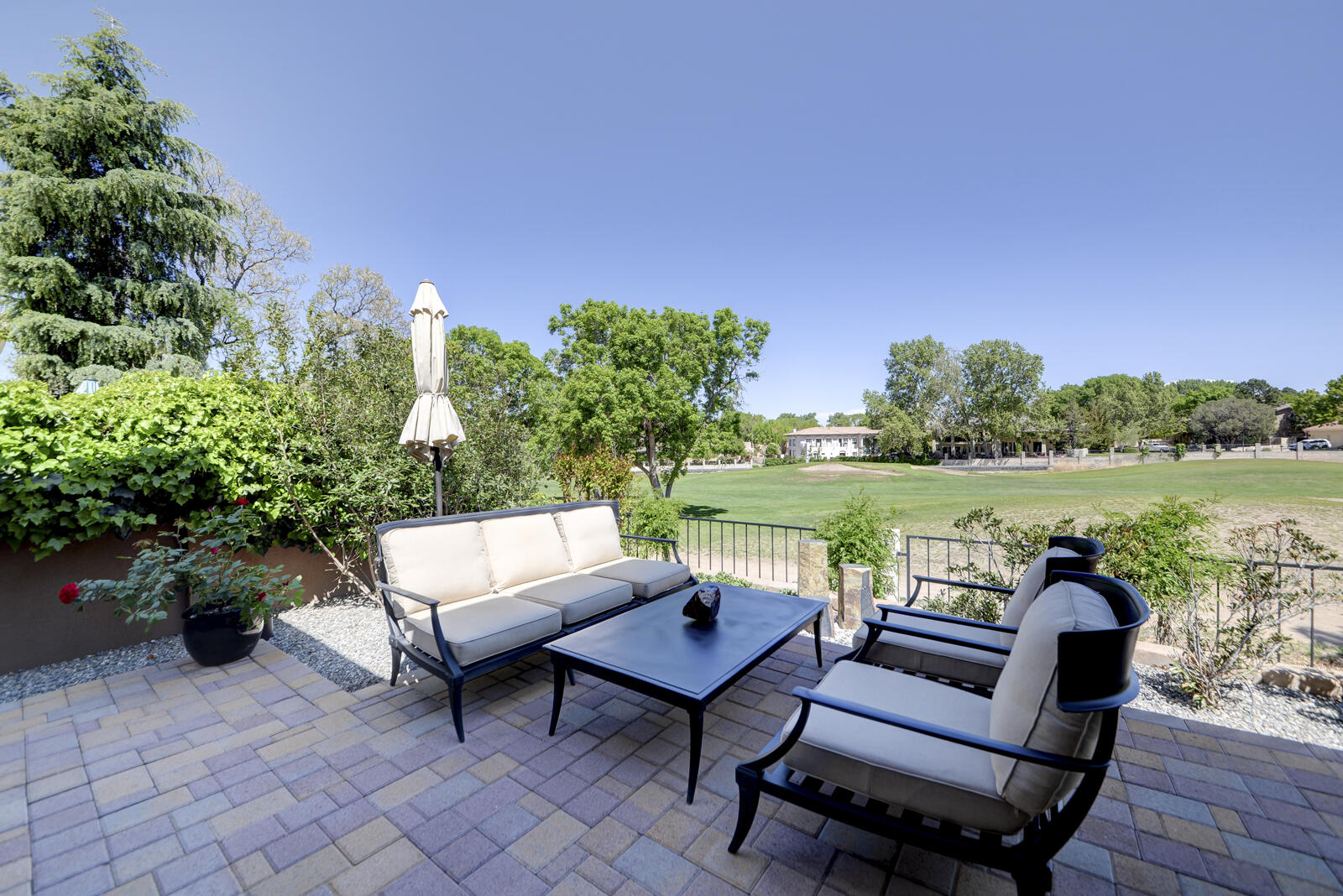 10009 BARRINSON NE