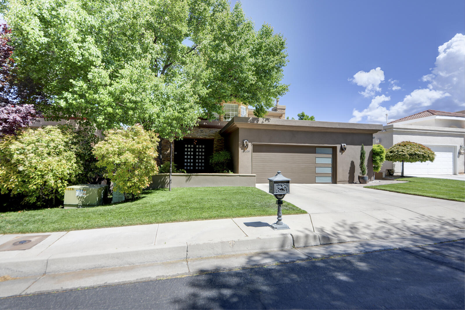 10009 BARRINSON NE