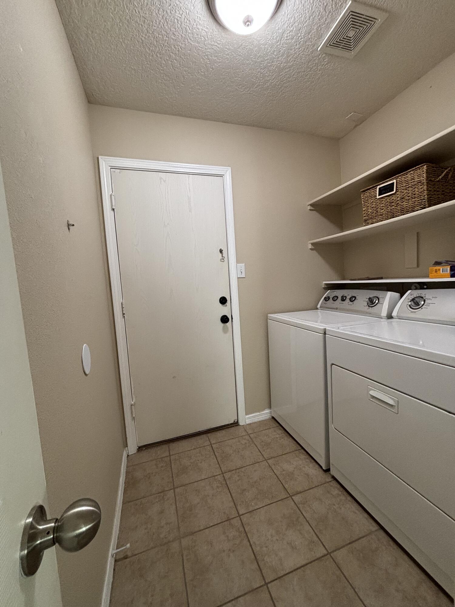 2242 CORTINA Loop SE