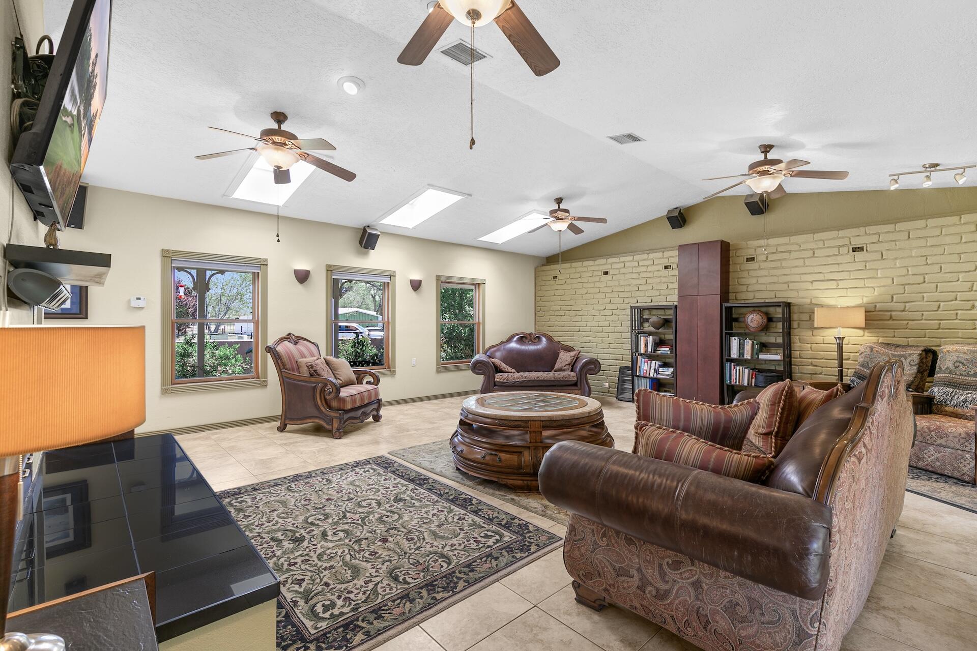 7 WILDWOOD Lane