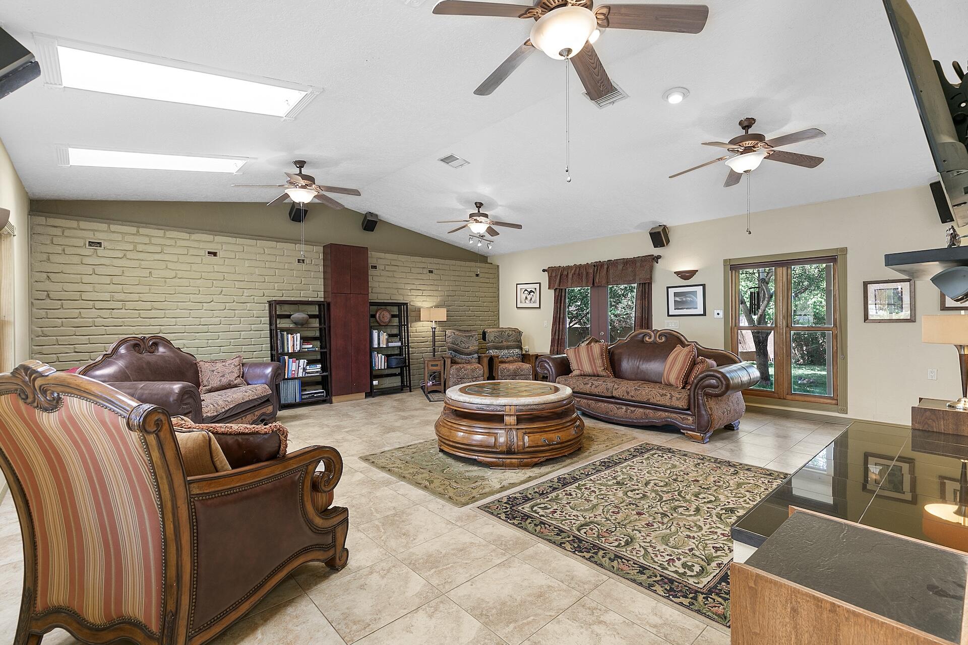 7 WILDWOOD Lane