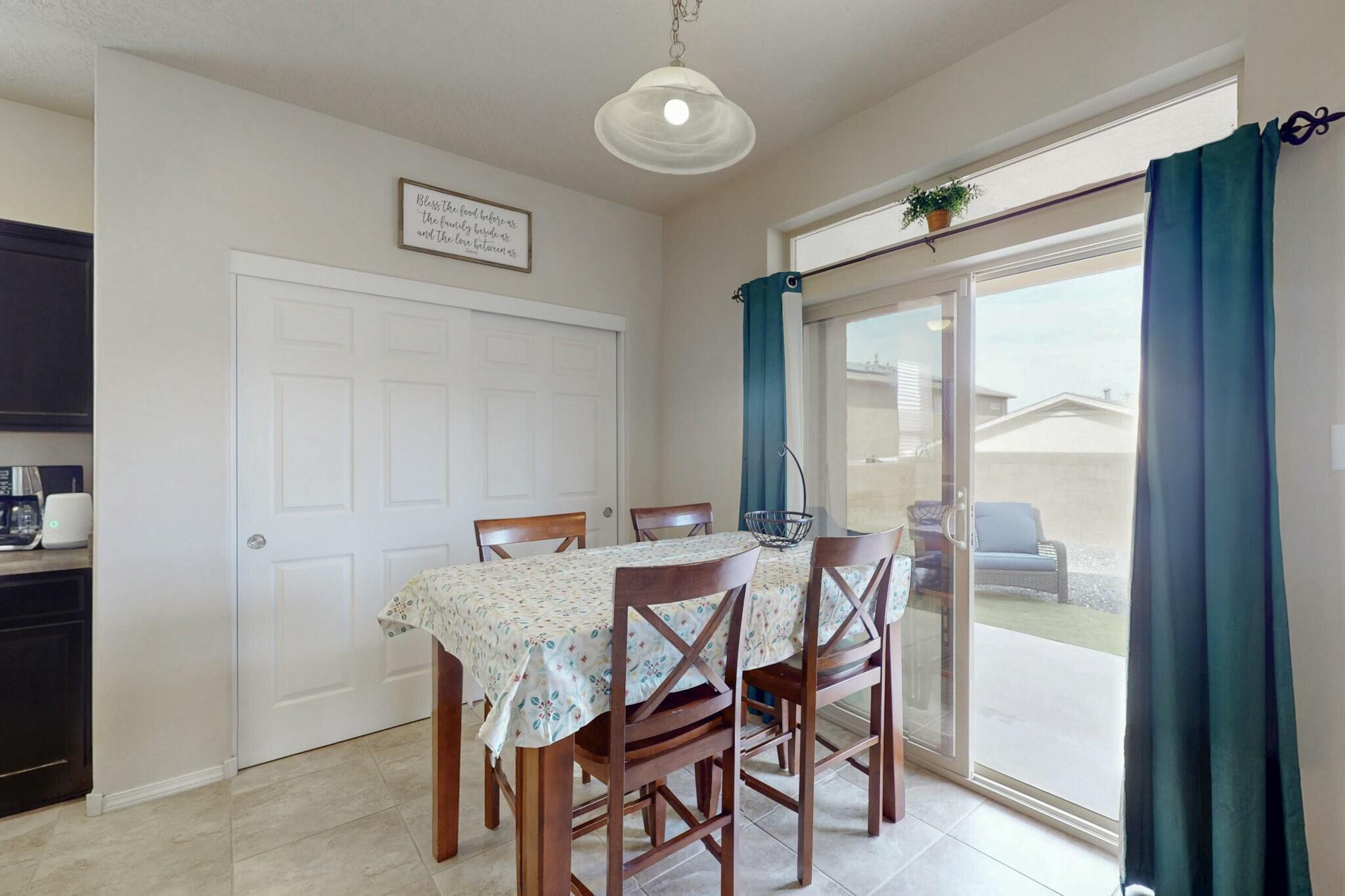 1842 BUCKSKIN Loop NE