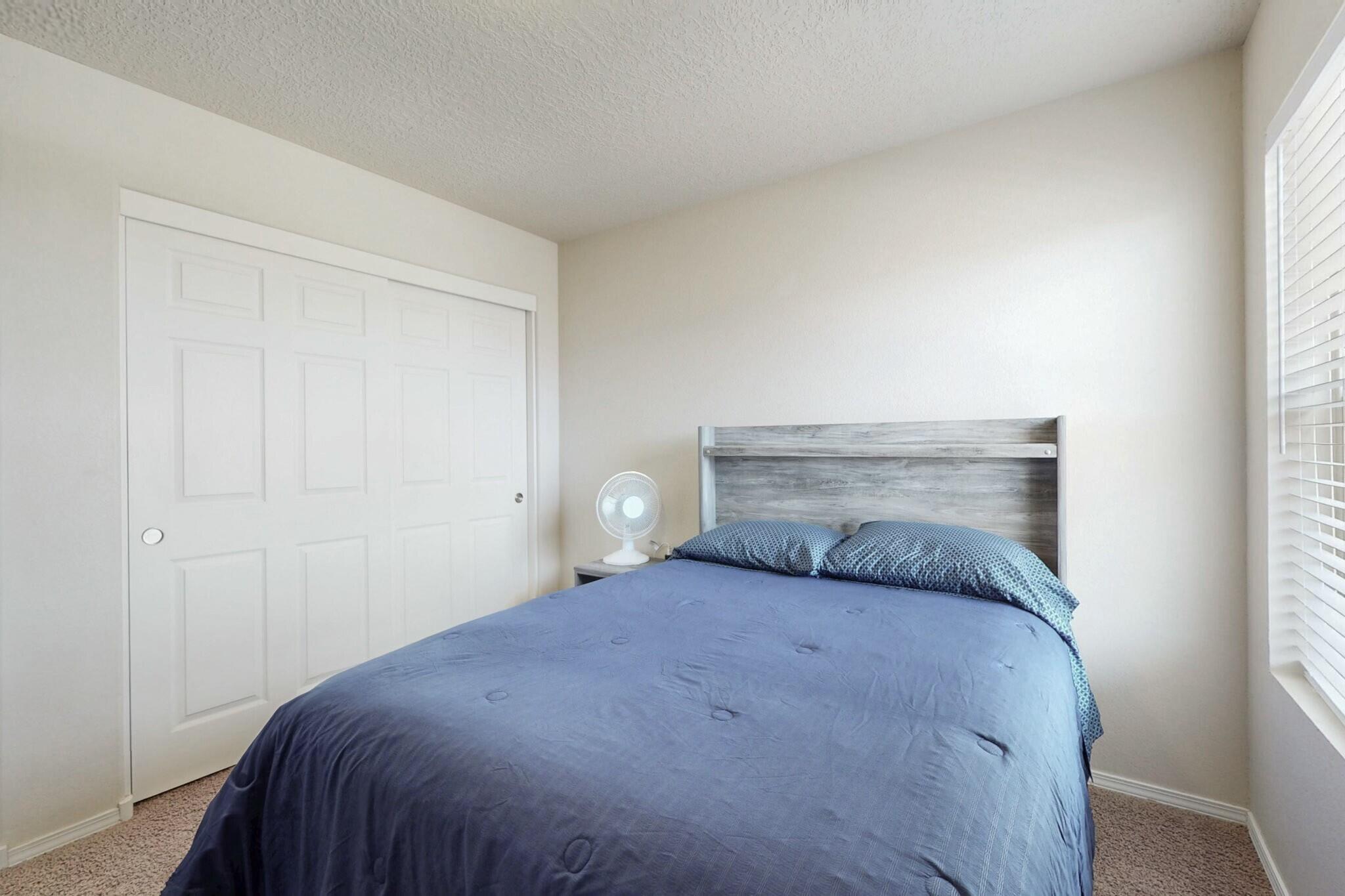 1842 BUCKSKIN Loop NE